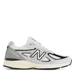 New Balance 990v4 Shoes