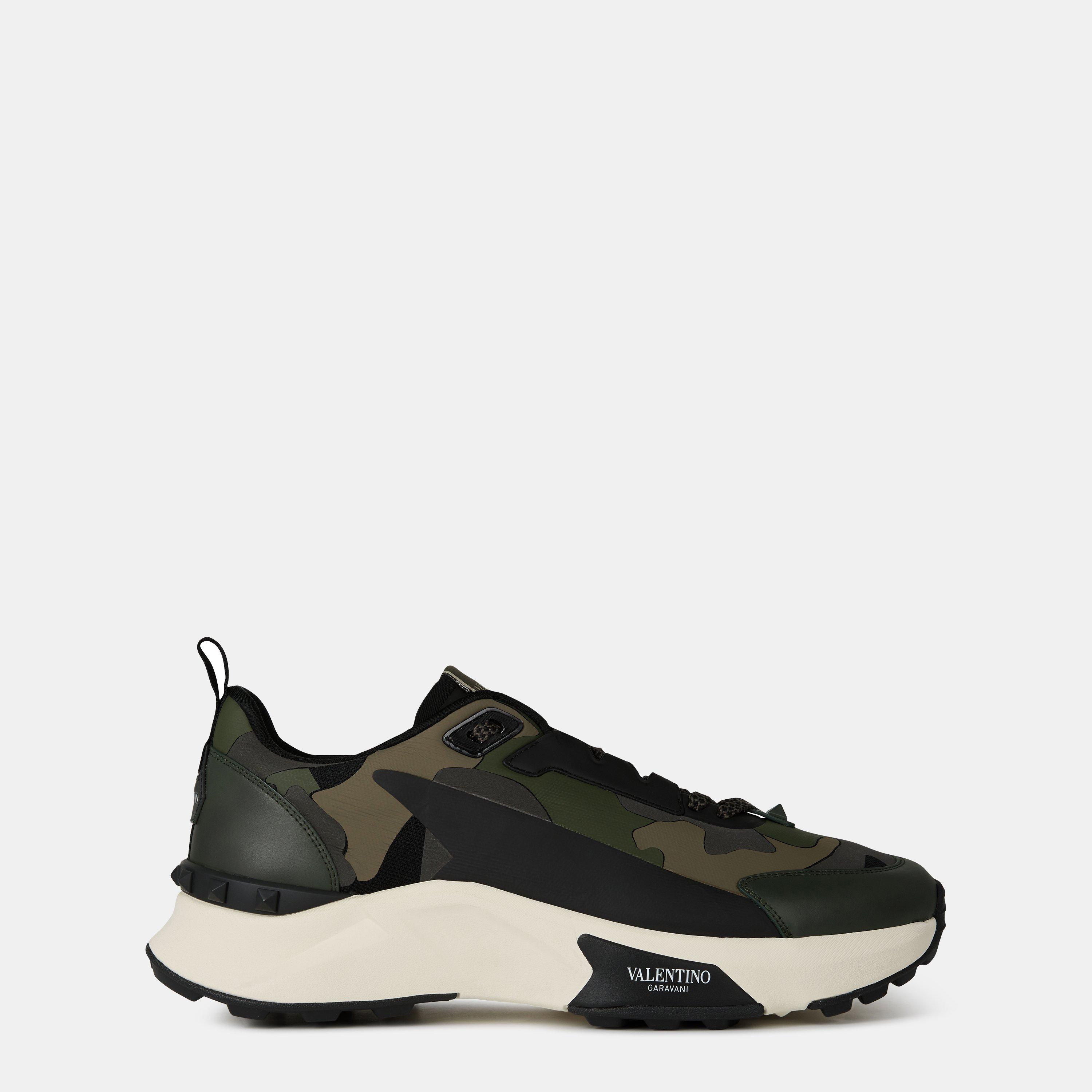 Khaki Camo - Valentino Garavani - Low Top True Act Trainers - 1