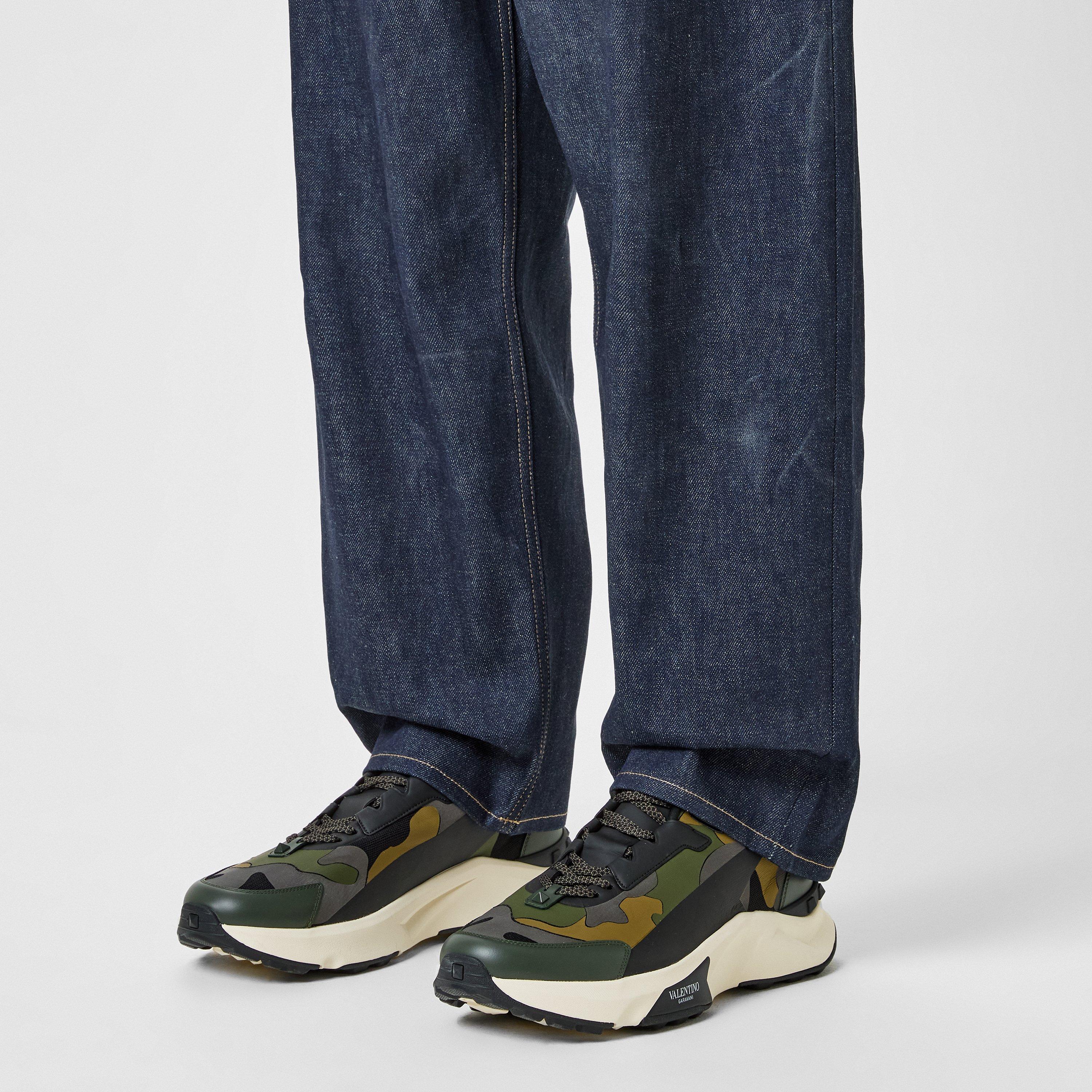 Khaki Camo - Valentino Garavani - Low Top True Act Trainers - 3