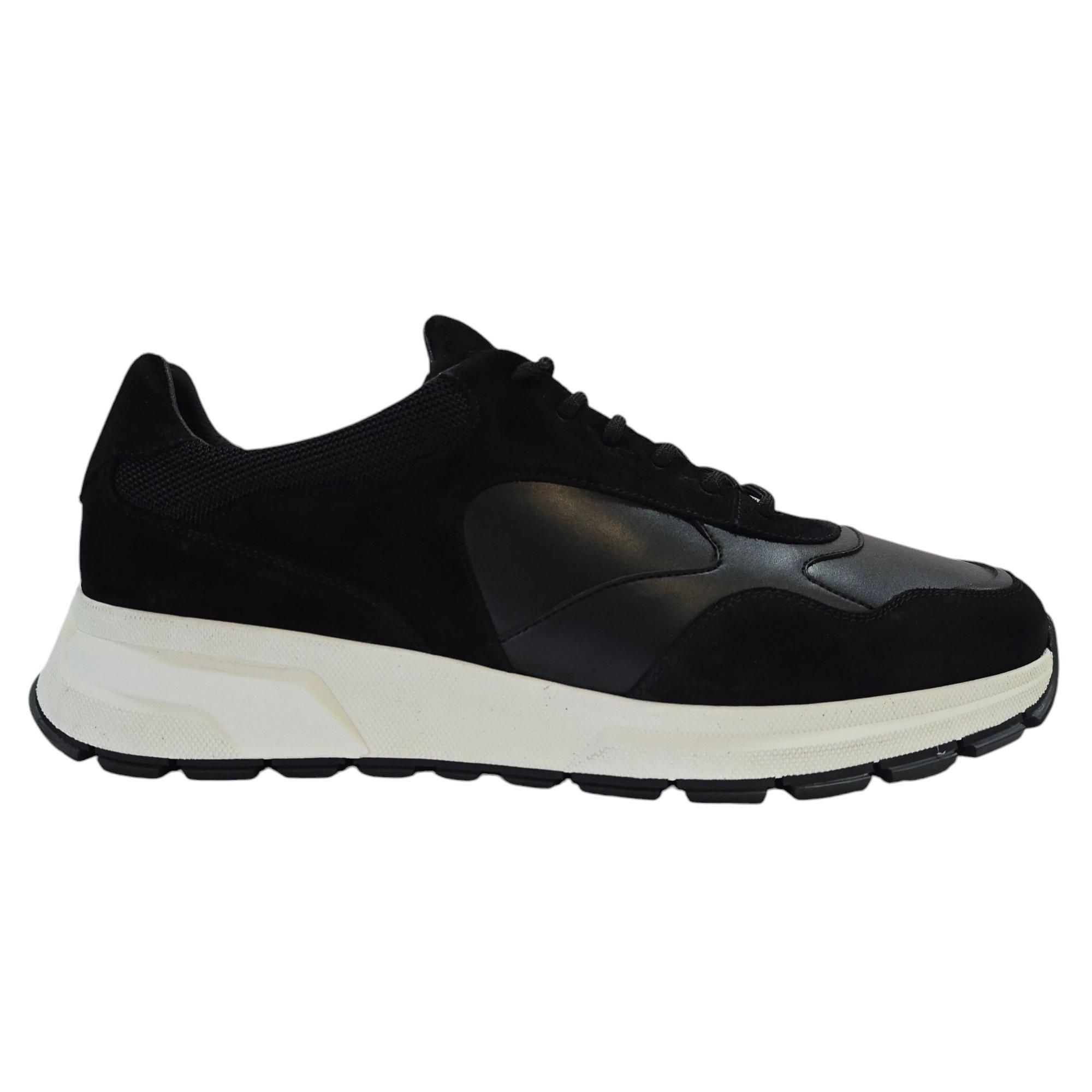 Black - Loyalti - Men's Martin Runners - 1
