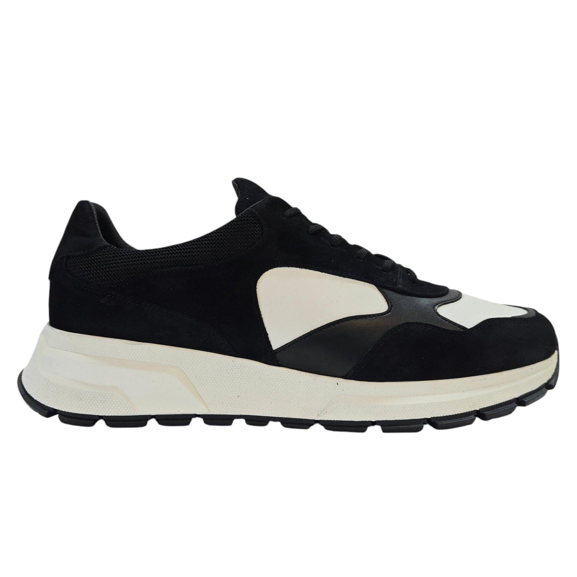 Loyalti Men's Martin Runners - White//Black - 11 (46)