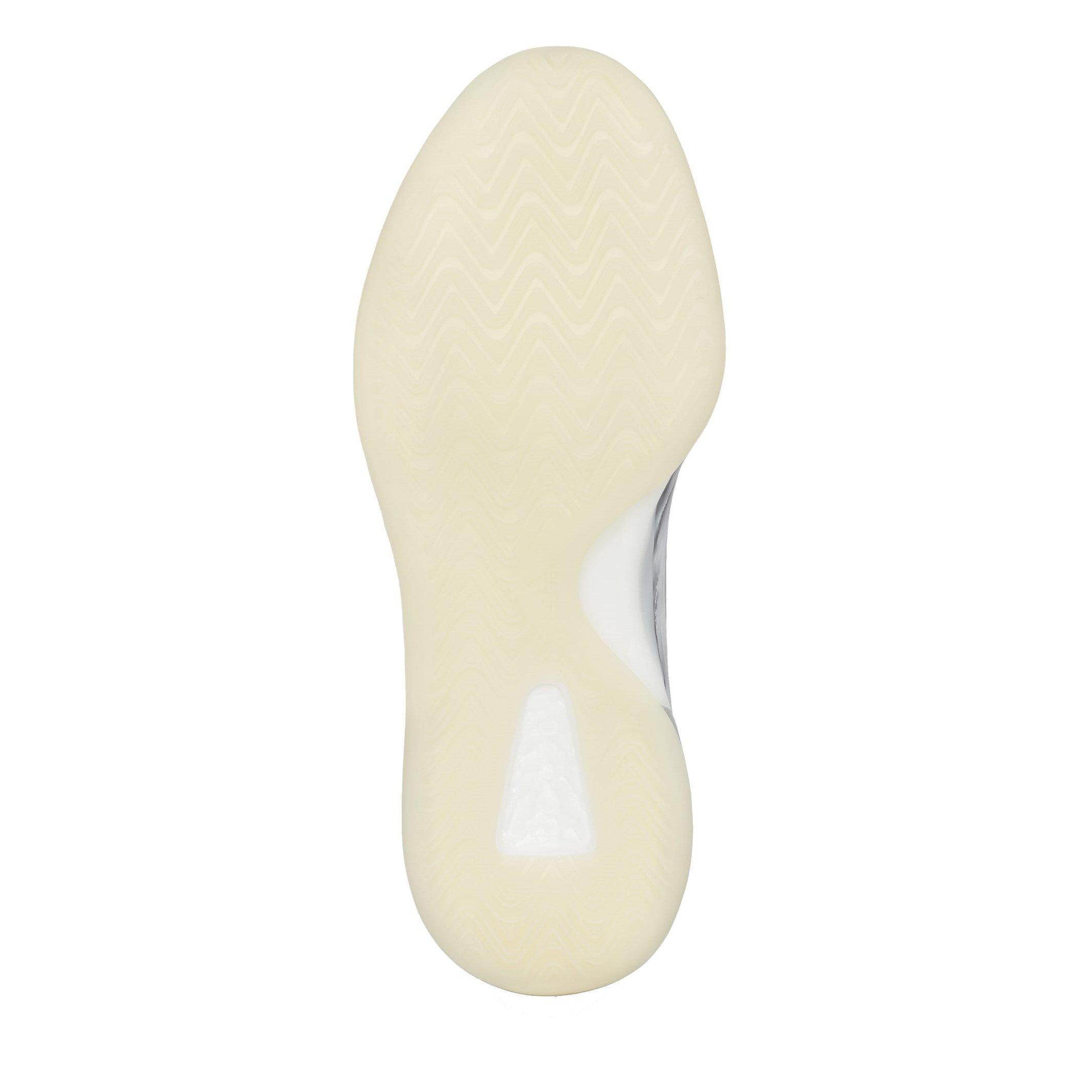 Yeezy Men's Quantum Performance-ready Sneakers