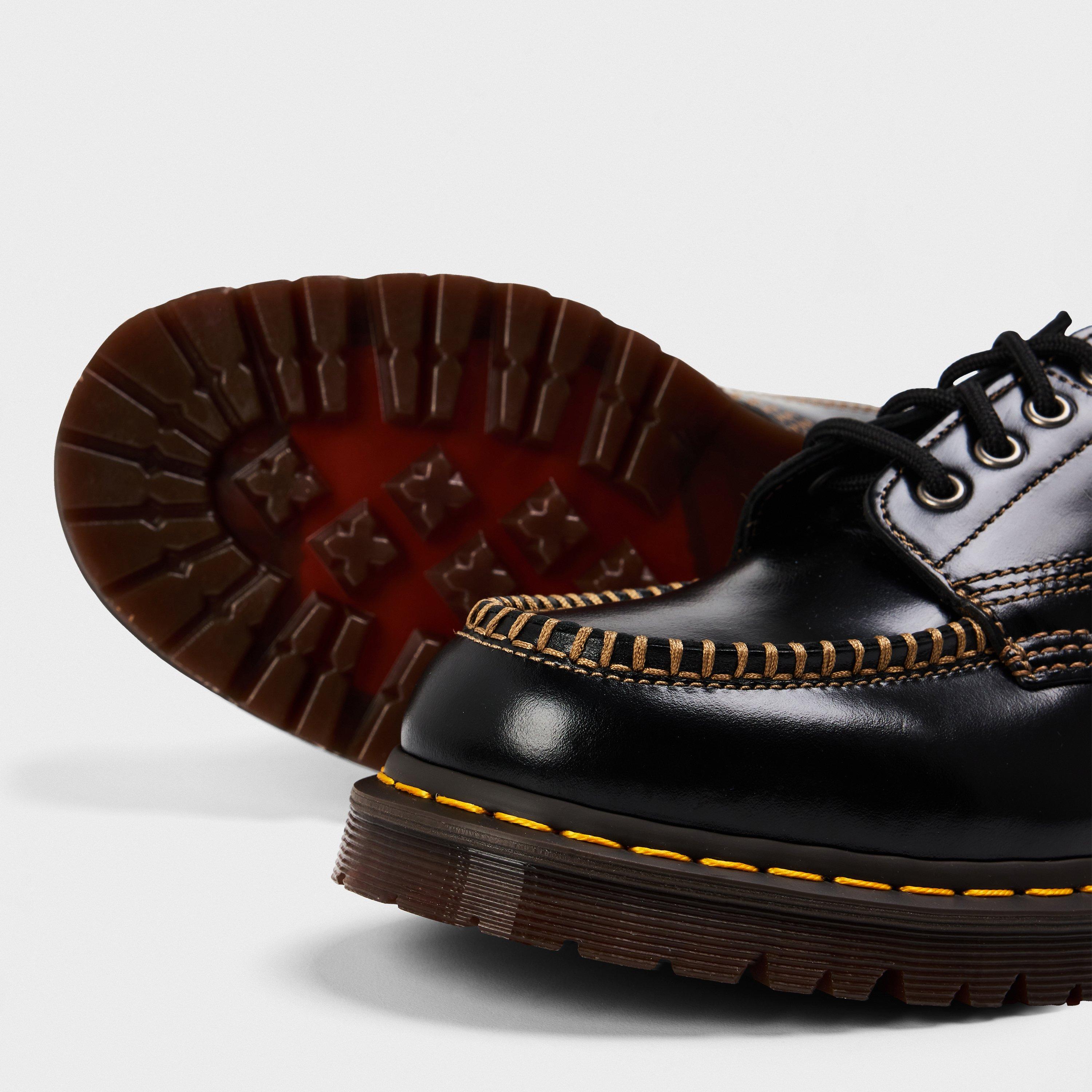 Black - Dr Martens - Lowell Moc Toe Shoe - 4
