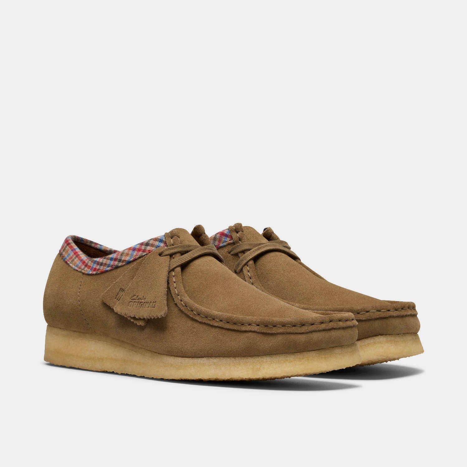 Brown - Clarks Originals - Men's Wallabee Boat Shoes - 4
