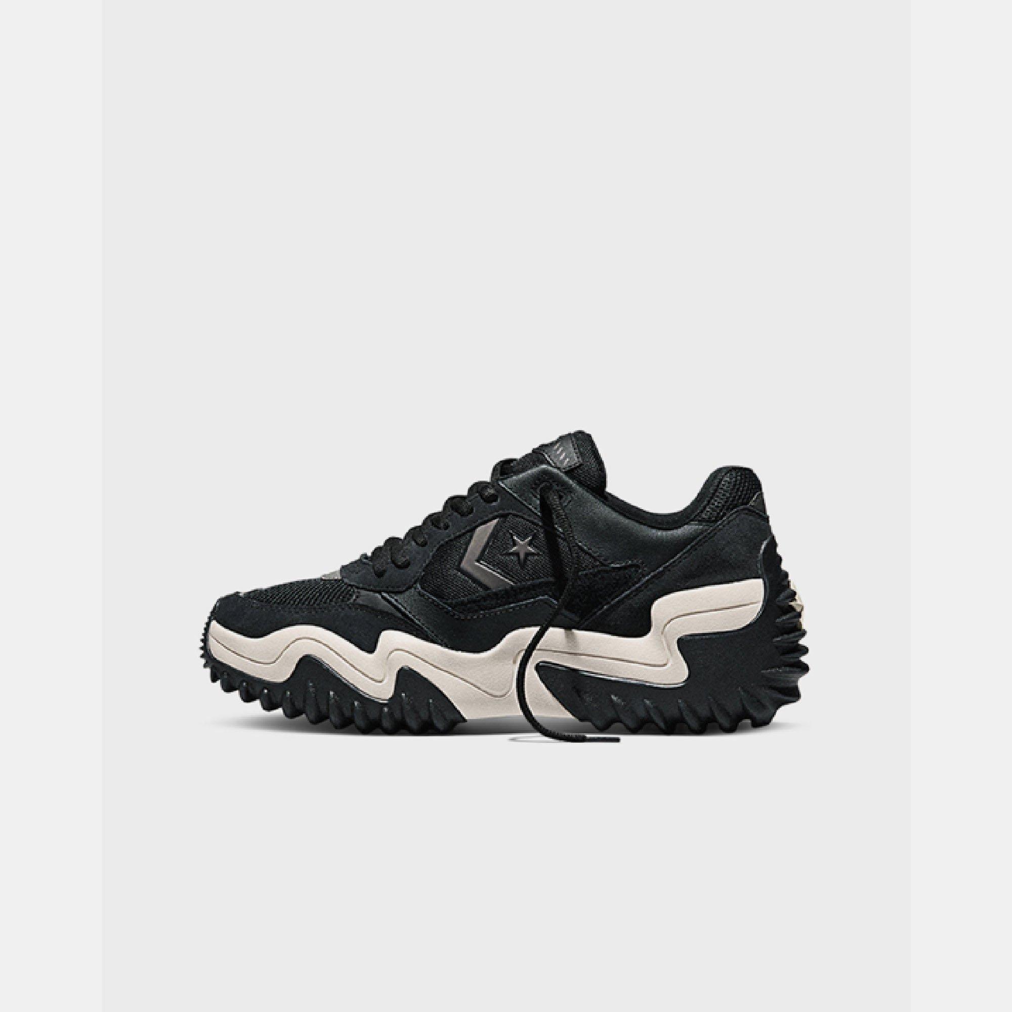 001-Black - Converse - Unisex Wave Motion Platform Trainers - 2