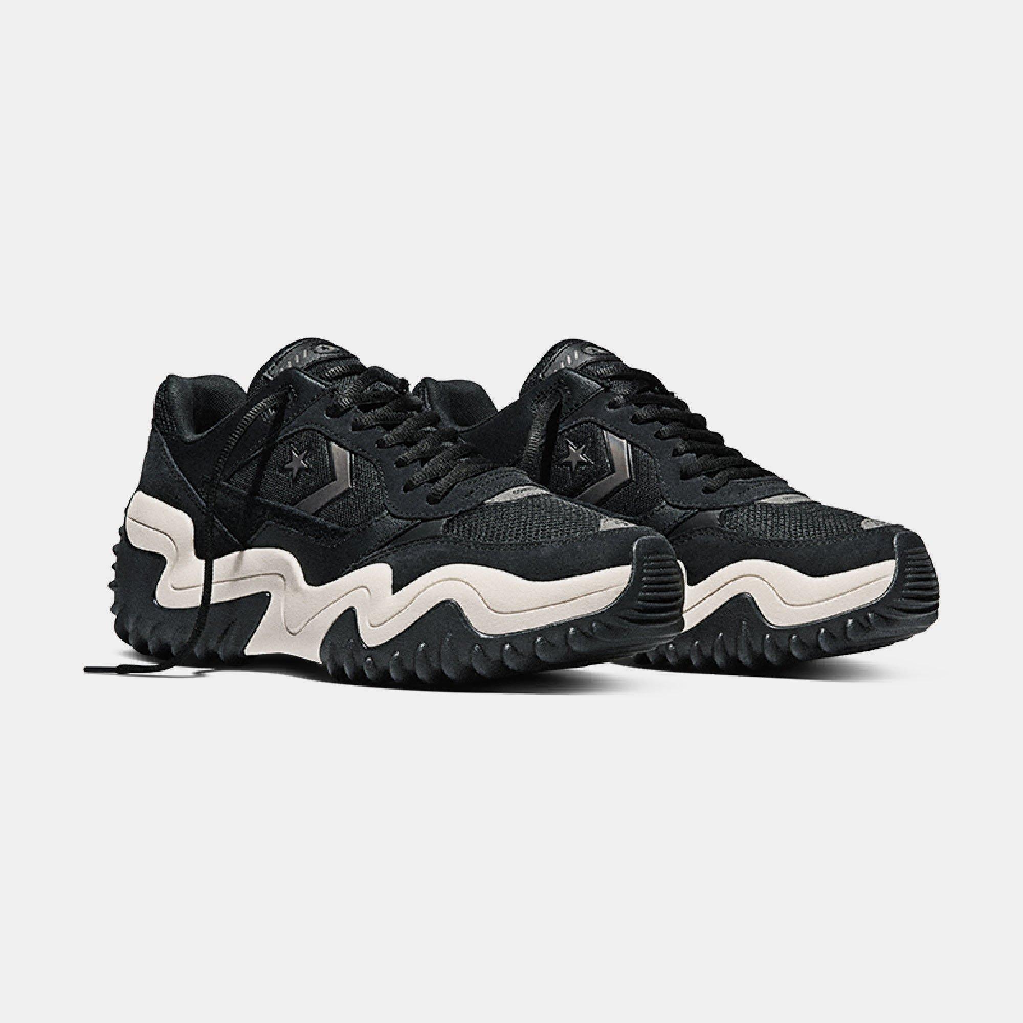 001-Black - Converse - Unisex Wave Motion Platform Trainers - 3