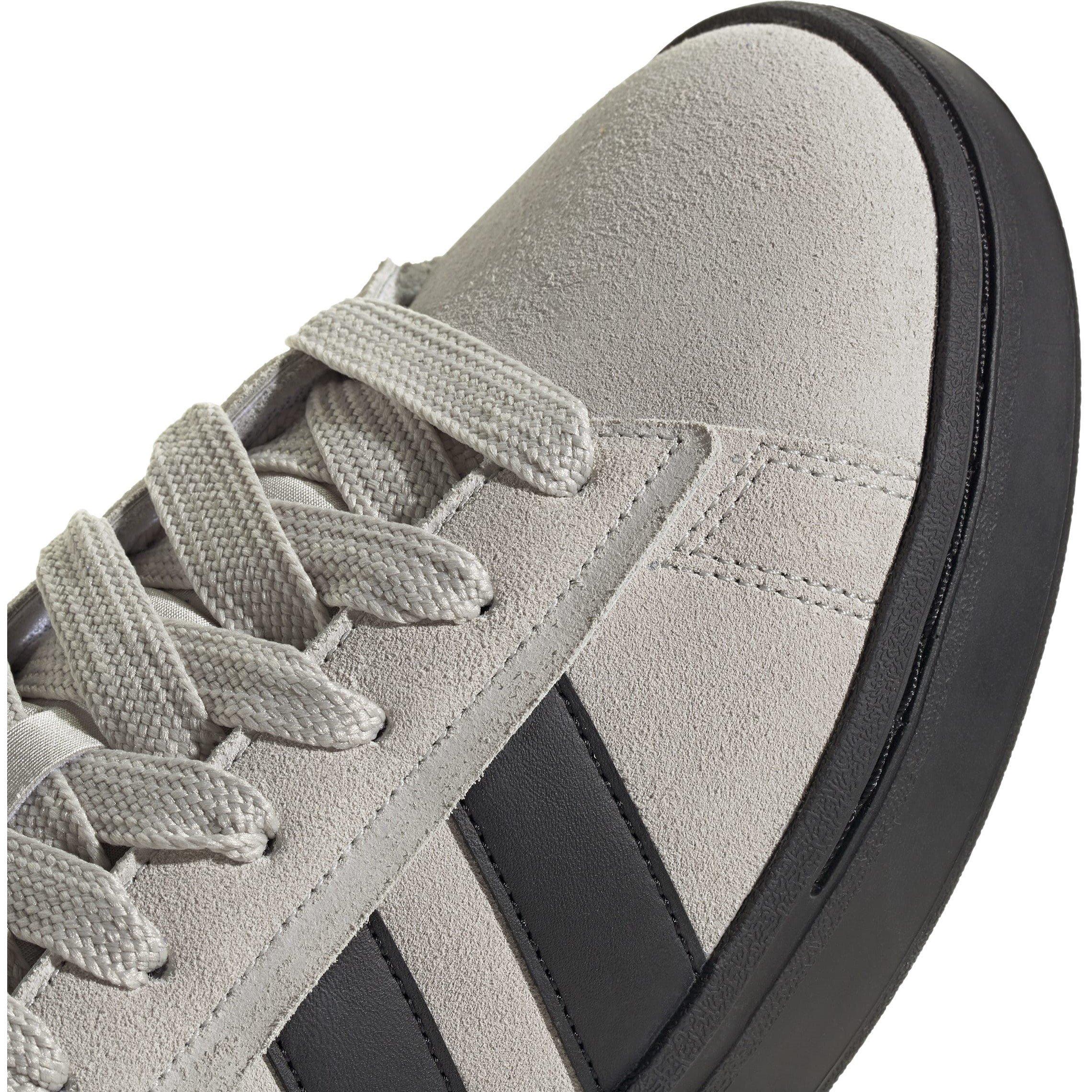 GREONE/CBLACK/C - adidas - Adults Grand Court Low-Top Trainers - 8