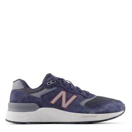 New Balance 880