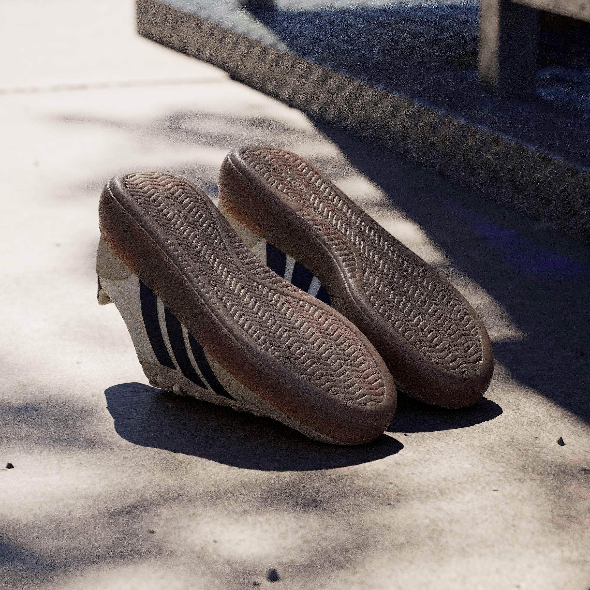 White/Navy/Gum - adidas - Barreda Decode Mens Shoes - 11
