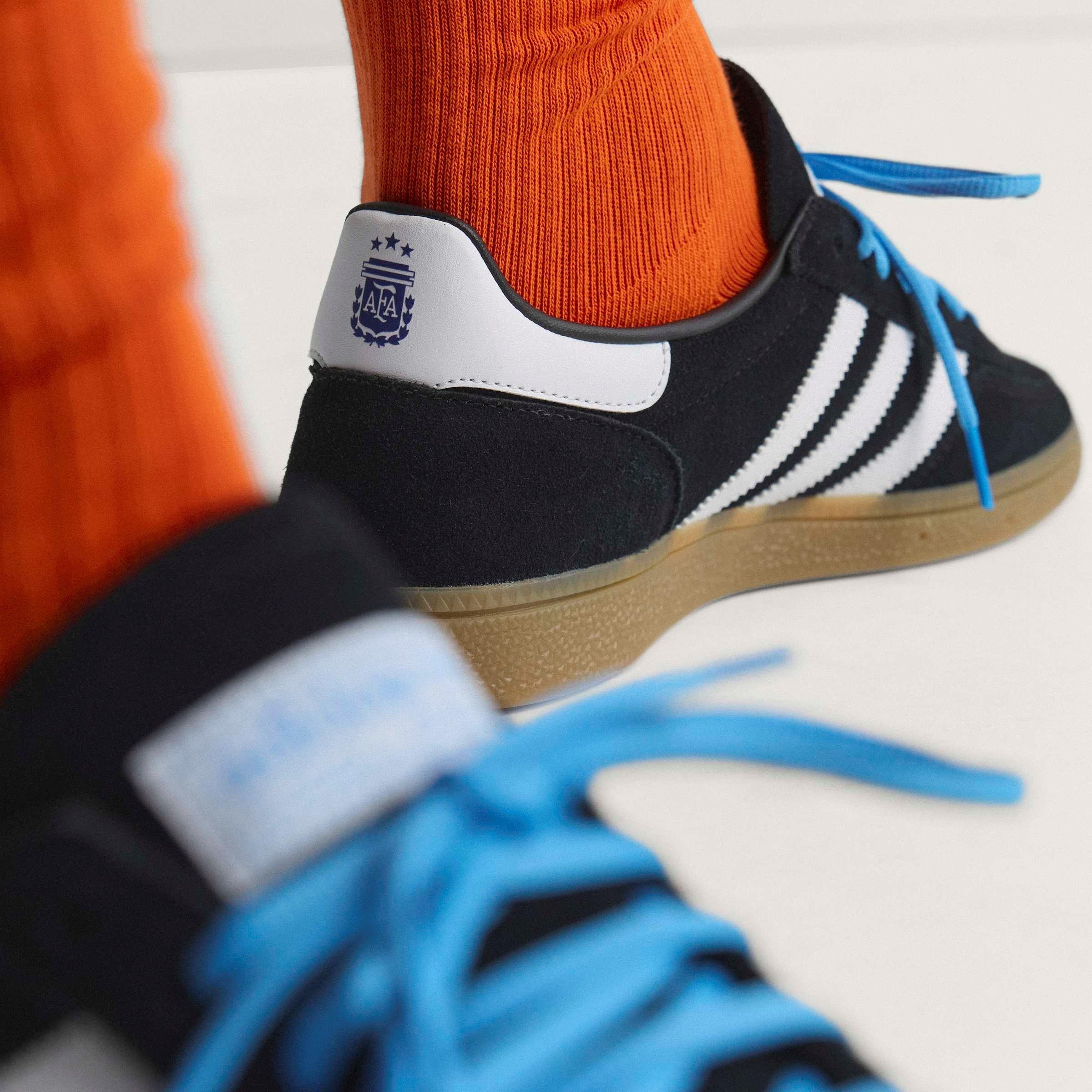 Black/White - adidas - adidas World Cup Spezial Mens - 14