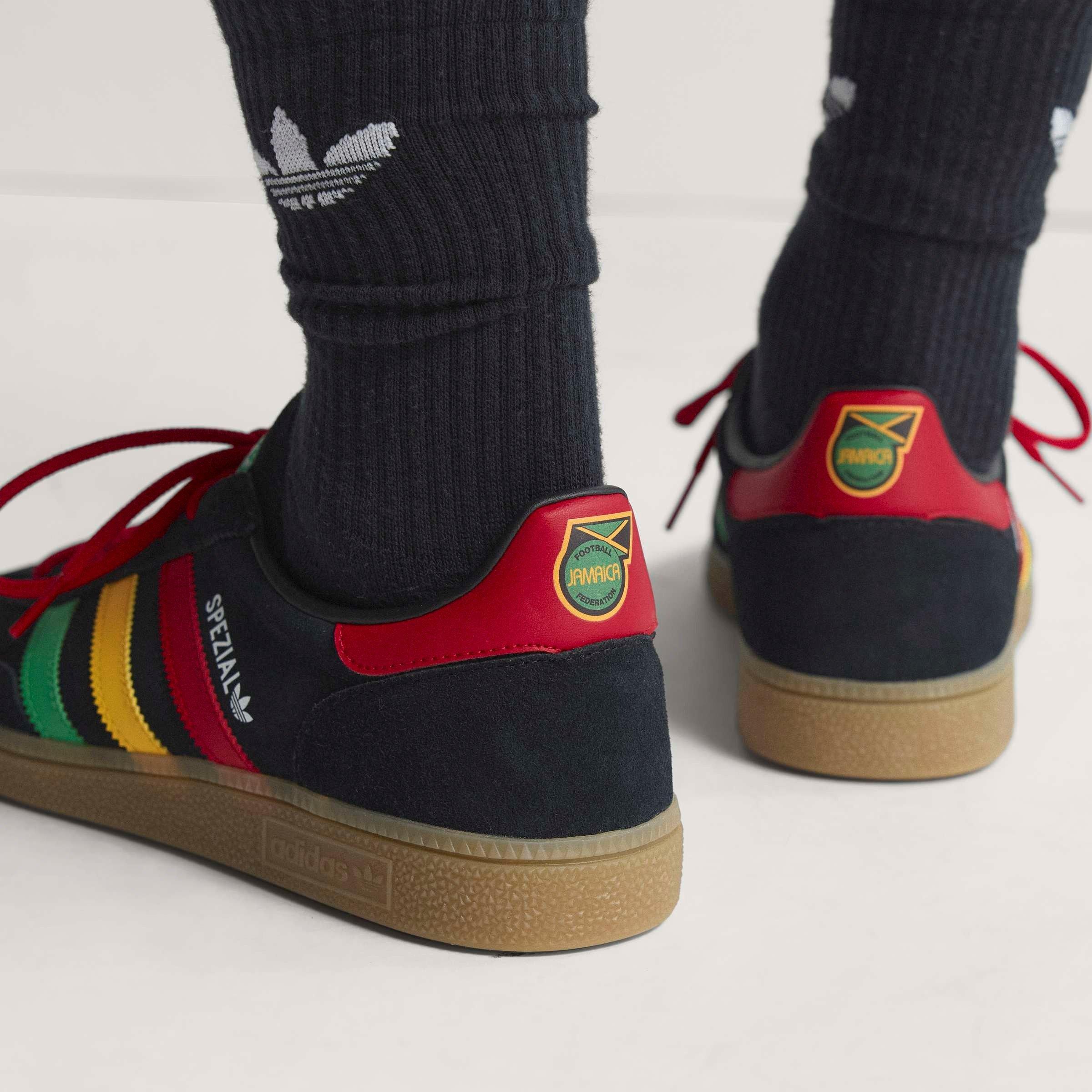 Crno/Višenamorni - adidas - adidas World Cup Spezial Mens - 16