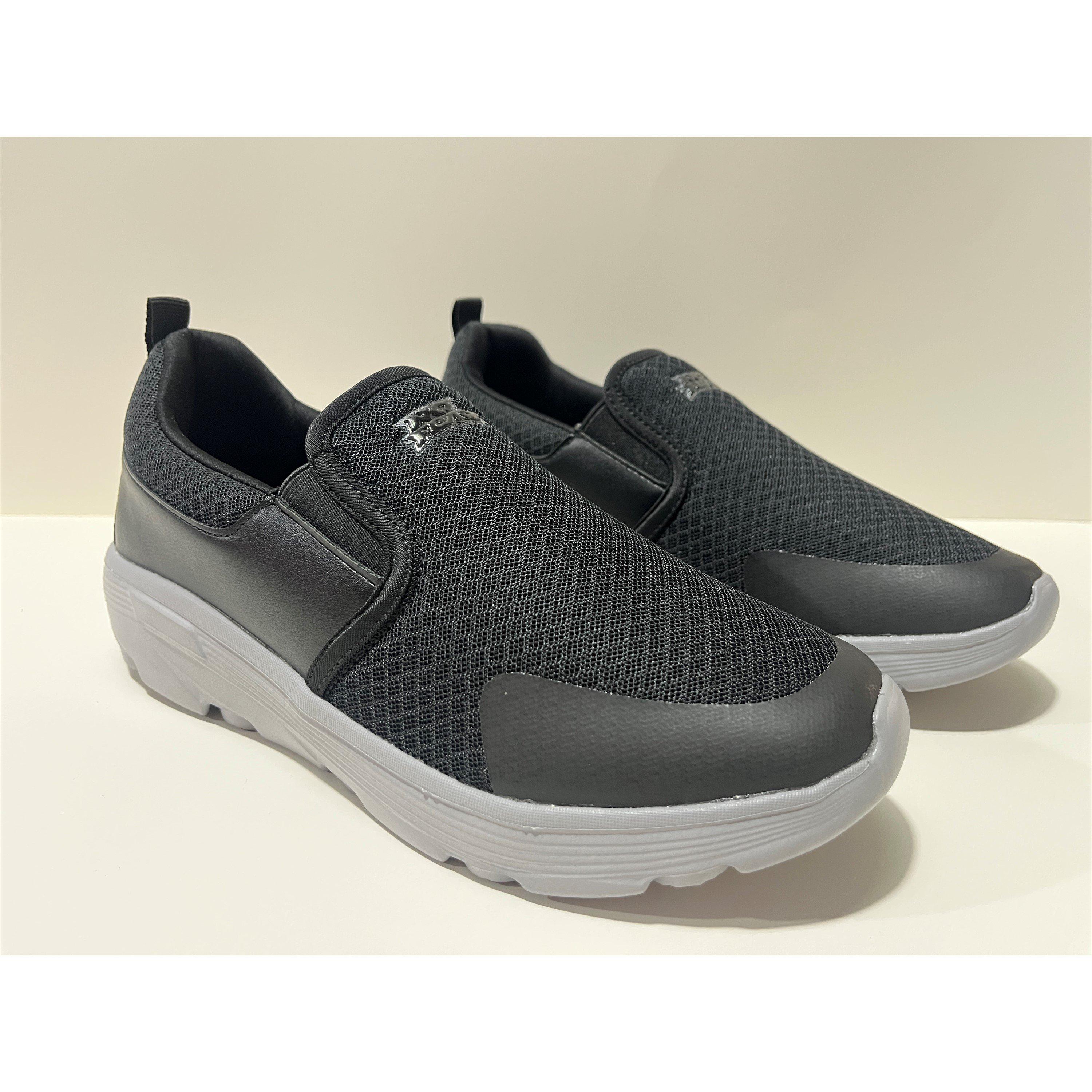 Black - No Fear - Men's ONYX 1.0 Slip On Trainers - 3
