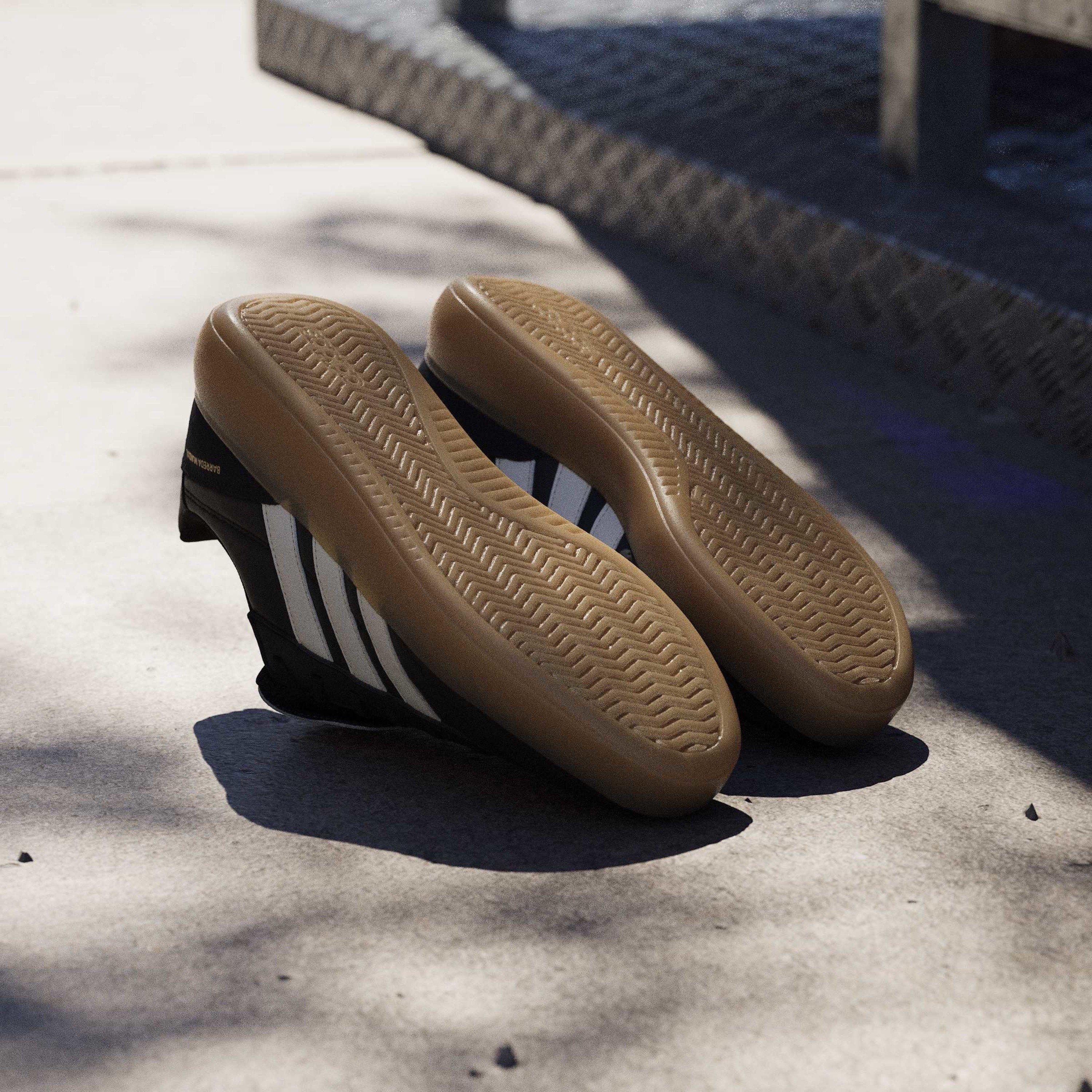 Black/Wht/Gum - adidas - Barreda Mundial Trainers - 11