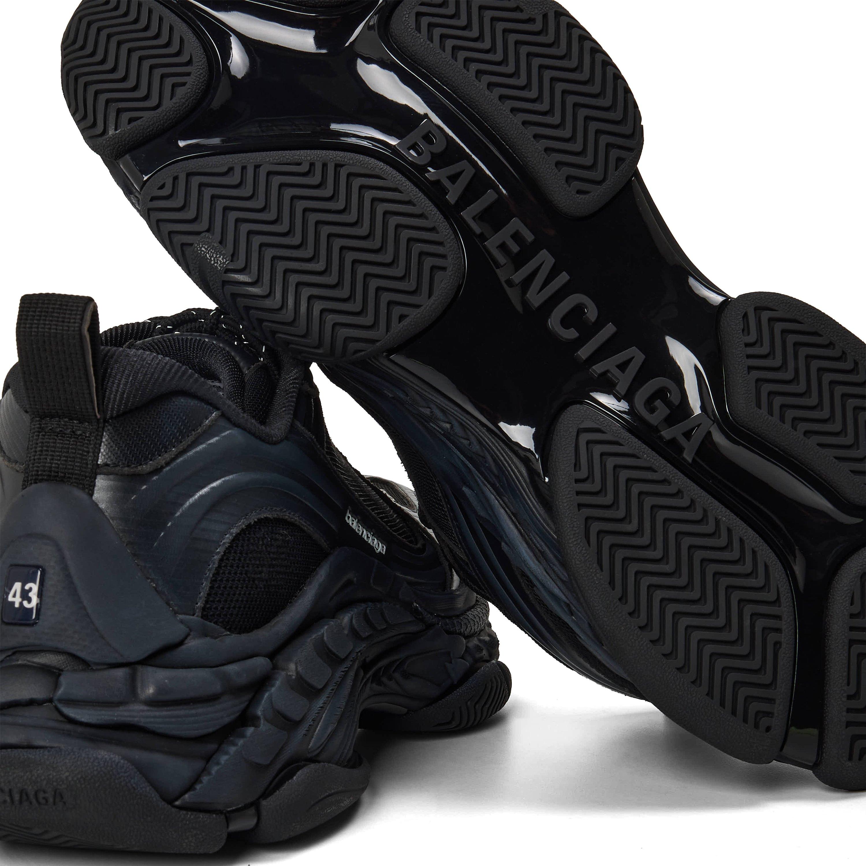 Black/Dark Grey - Balenciaga - Men's Chunky Trainers - 3