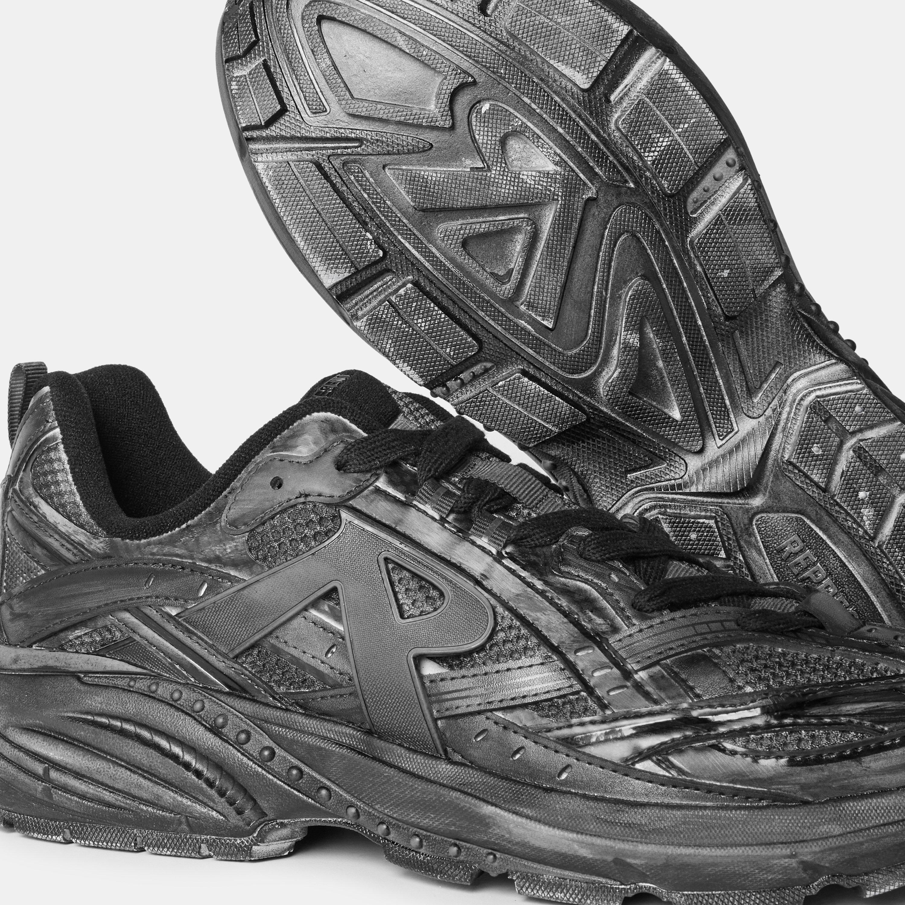 Dye Off Black - Represent - Men's Chunky Trainers - 4