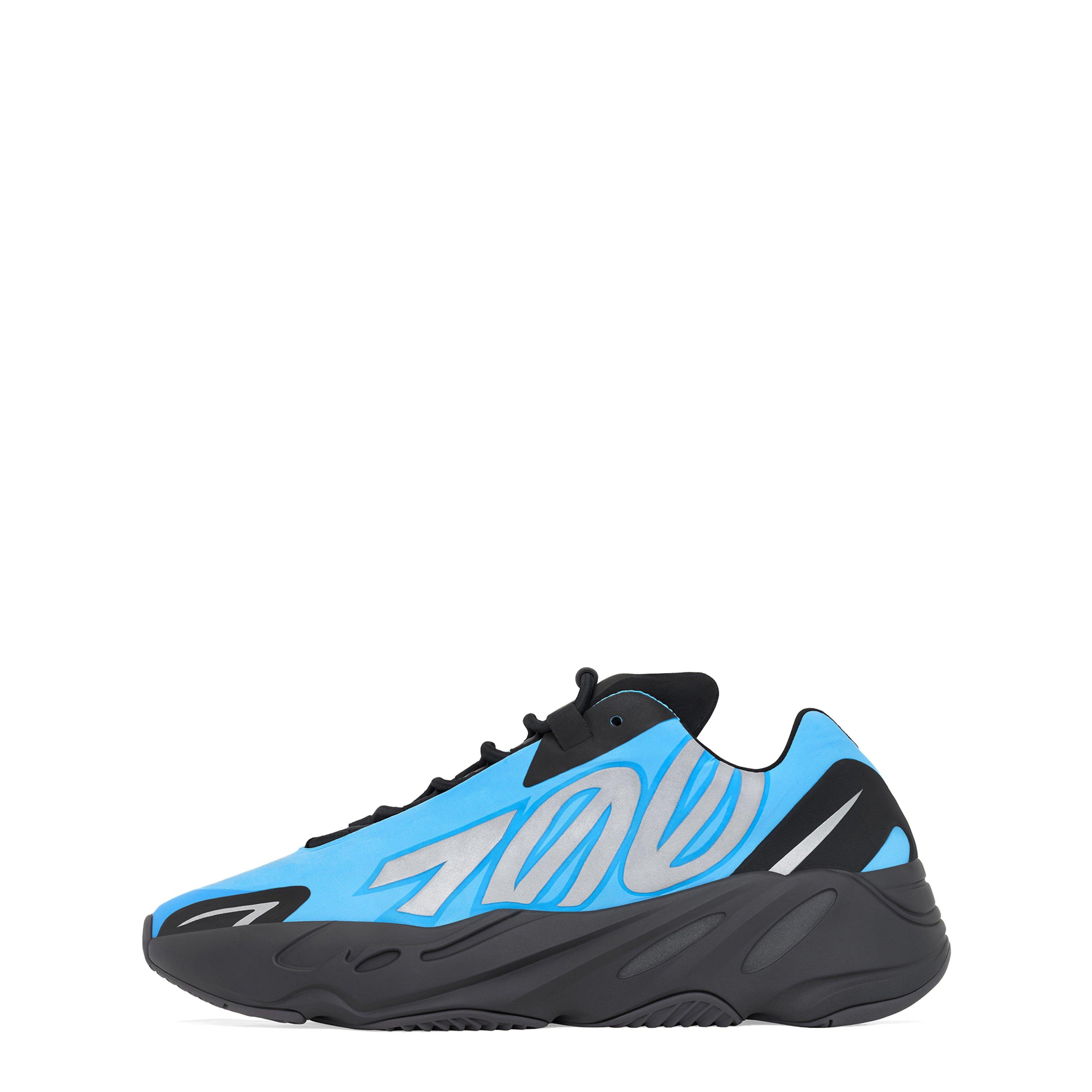 Hellblau - Yeezy - Men's Boost 700 MNVN Sustainability Sneakers - 2
