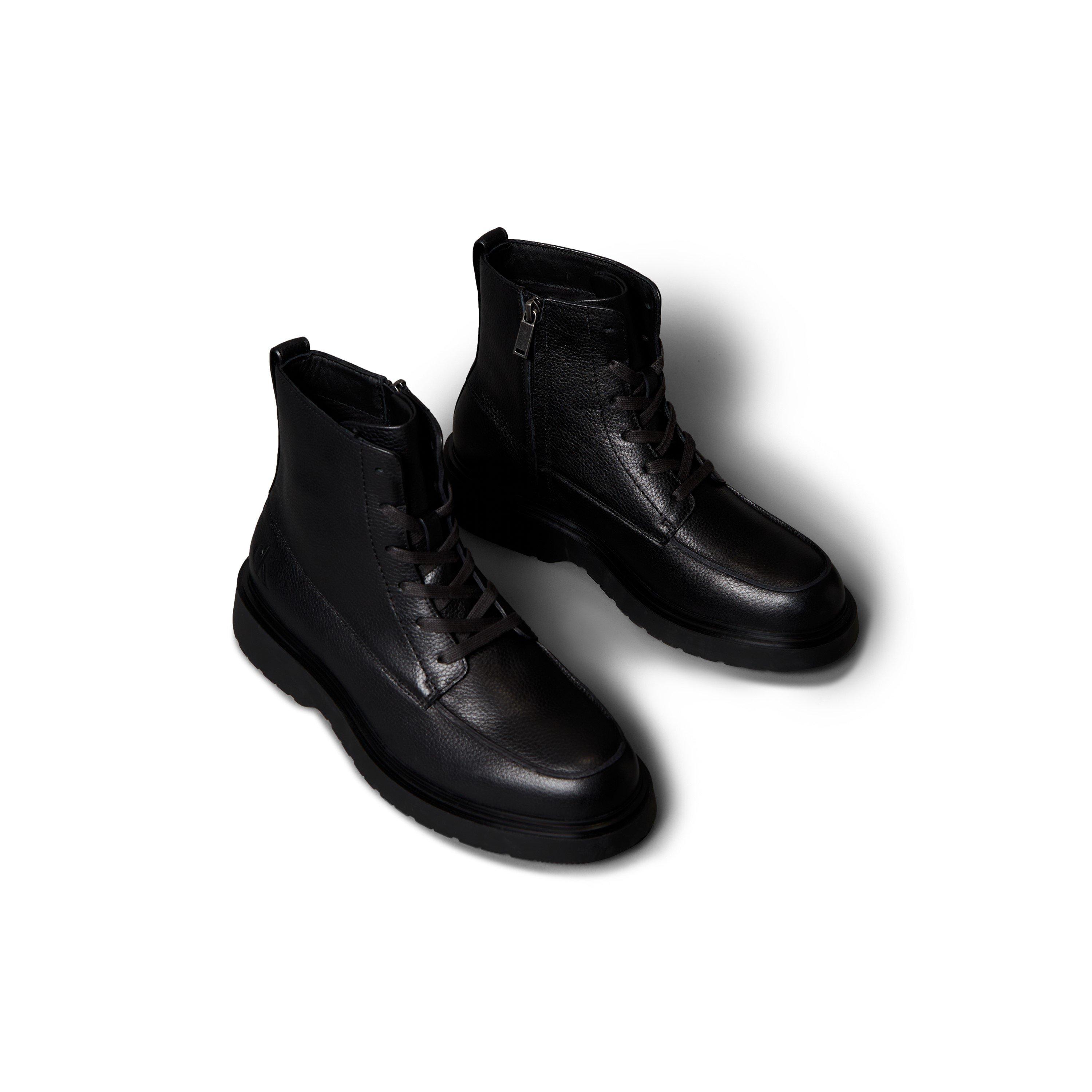 Triple Black - Calvin Klein - Men's Leather Chukka Boots - 2