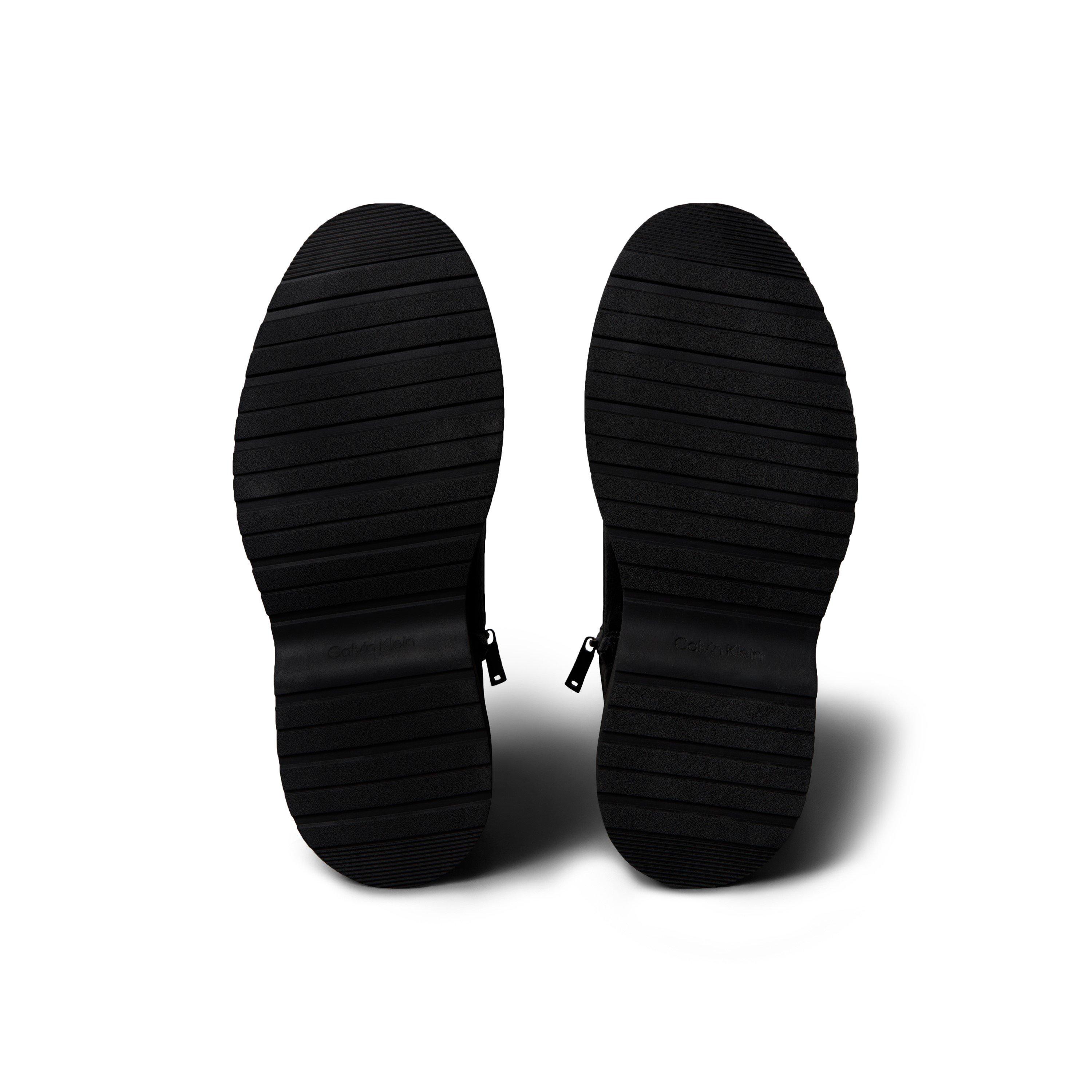 Triple Black - Calvin Klein - Men's Leather Chukka Boots - 6