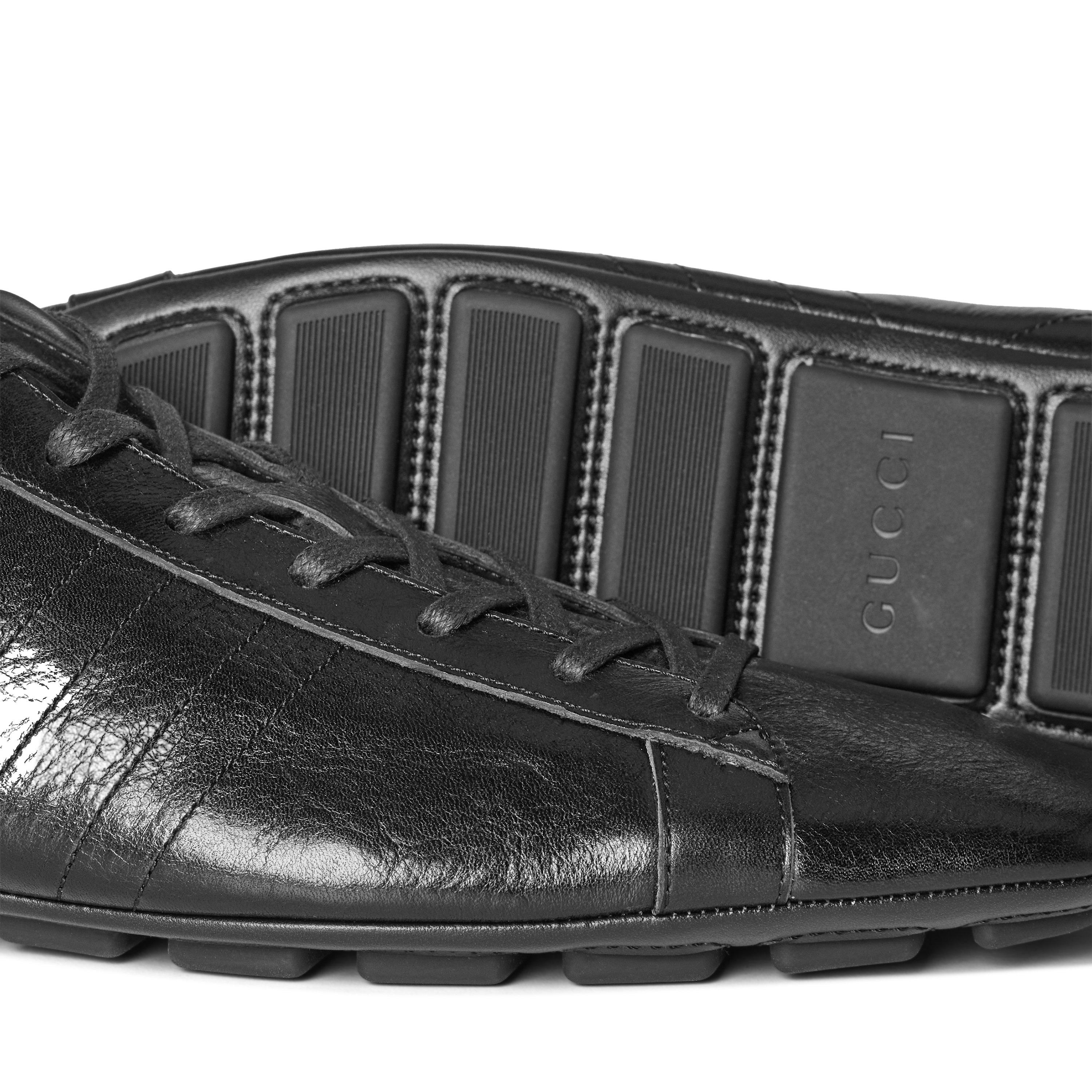 Black/Black - Gucci - Men's Victor Lace Up Low-Top Trainers - 3