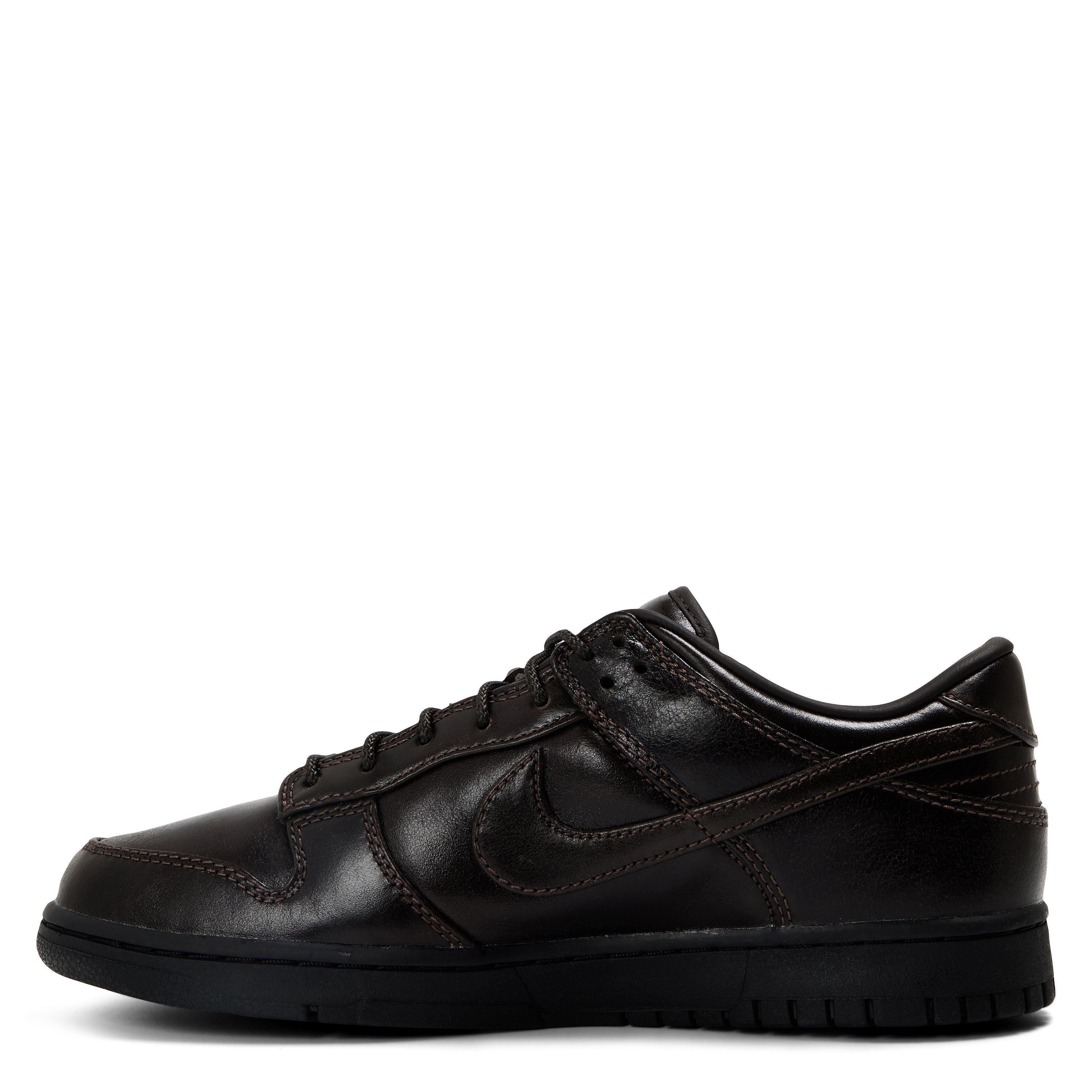 Classic Brown - Nike - Men's Dunk Retro Low-Top Trainers - 2