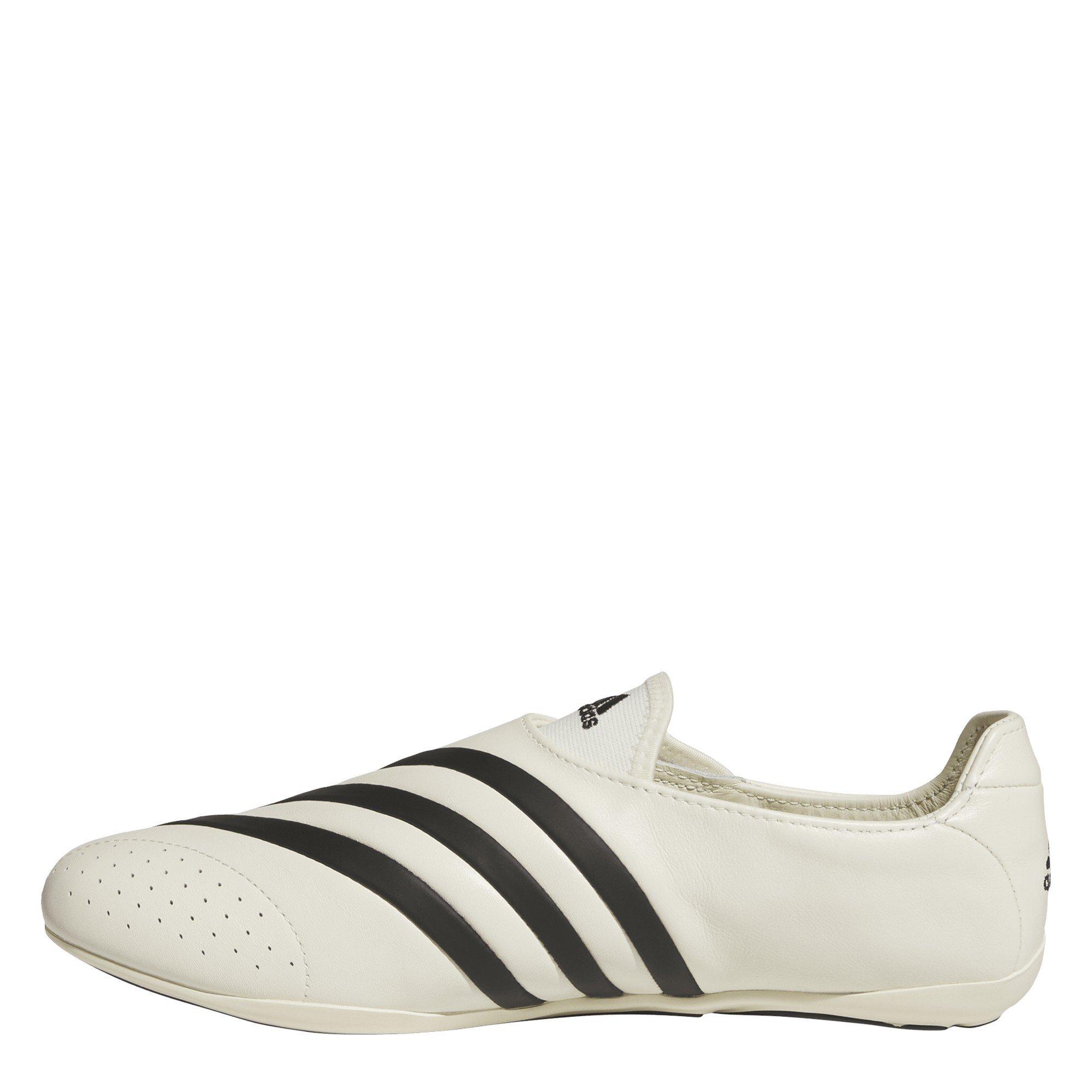 Wht/Blk - adidas by Pharrell - Men's Yoga Vario Low-Top Trainers - 2