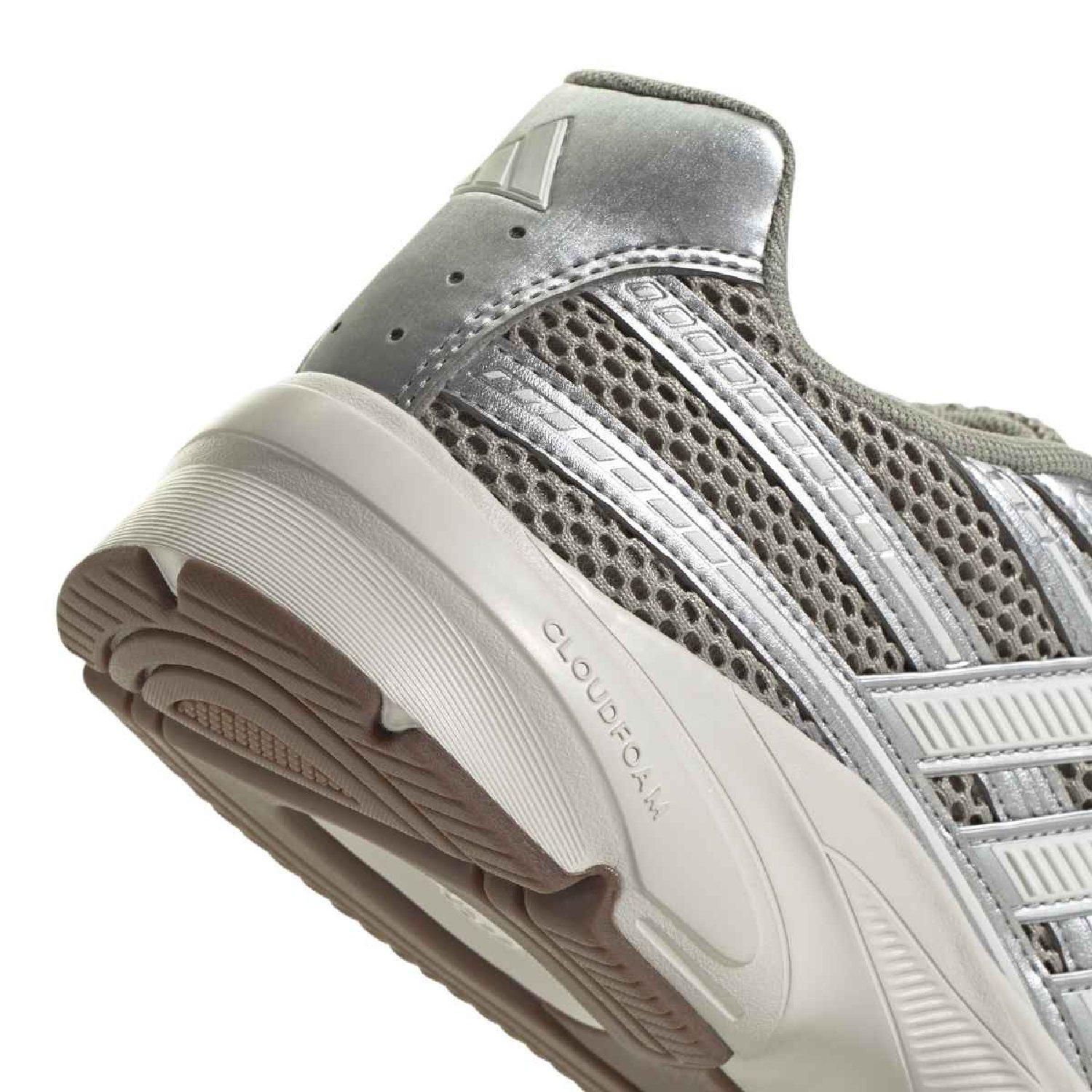 Wonder Cargo - adidas - adidas Technochaos 2000 Shoes - 9