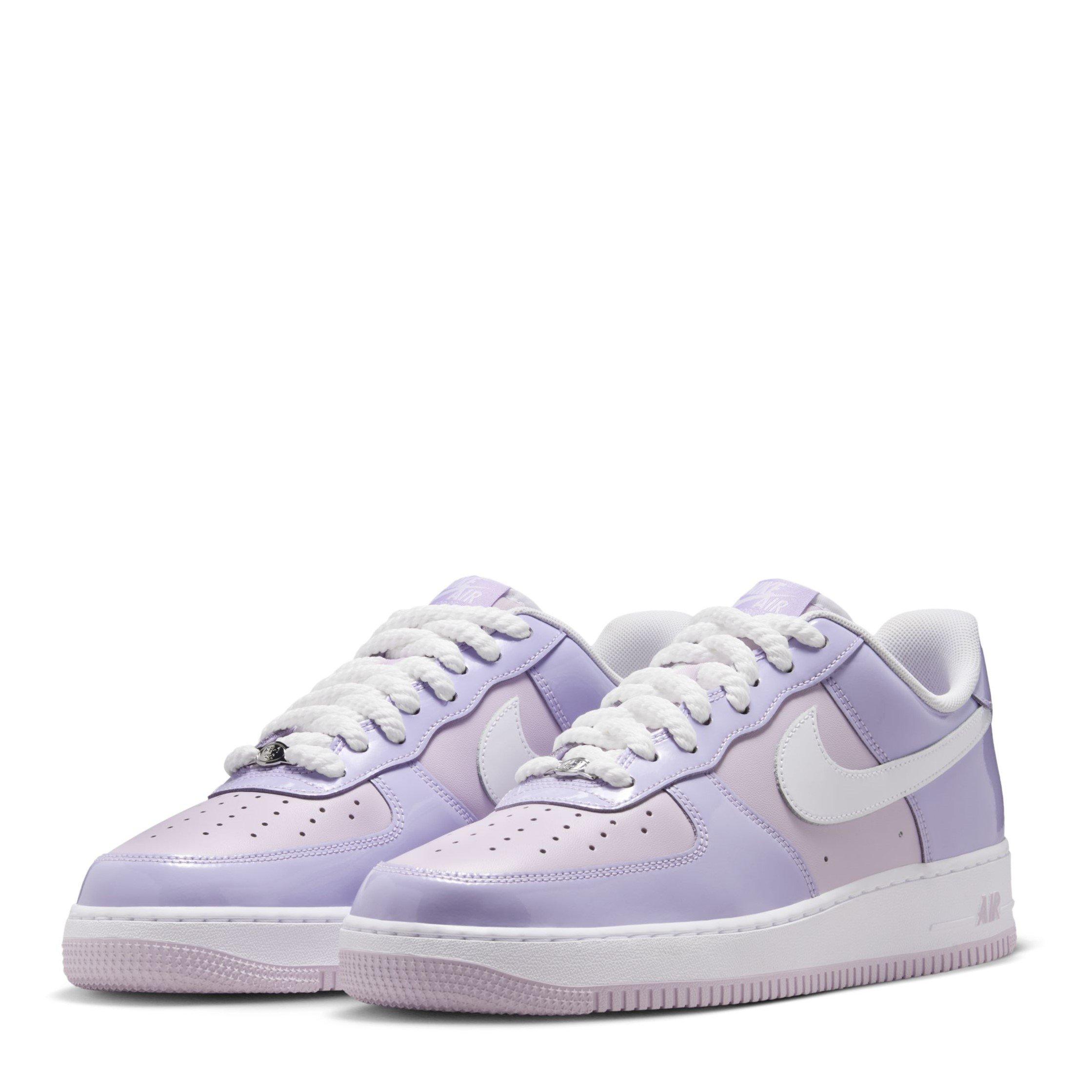 Hydrangeas - Nike - Air Force 1 07 Trainers - 4