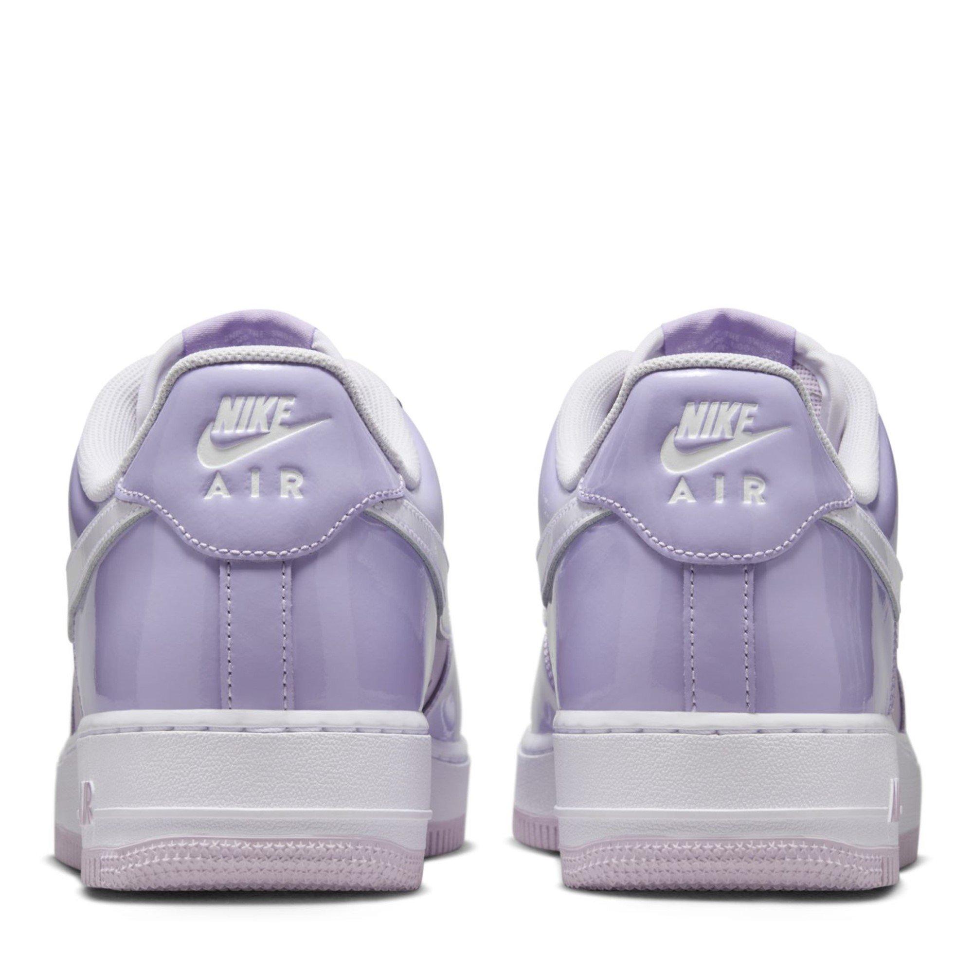 Hydrangeas - Nike - Air Force 1 07 Trainers - 6