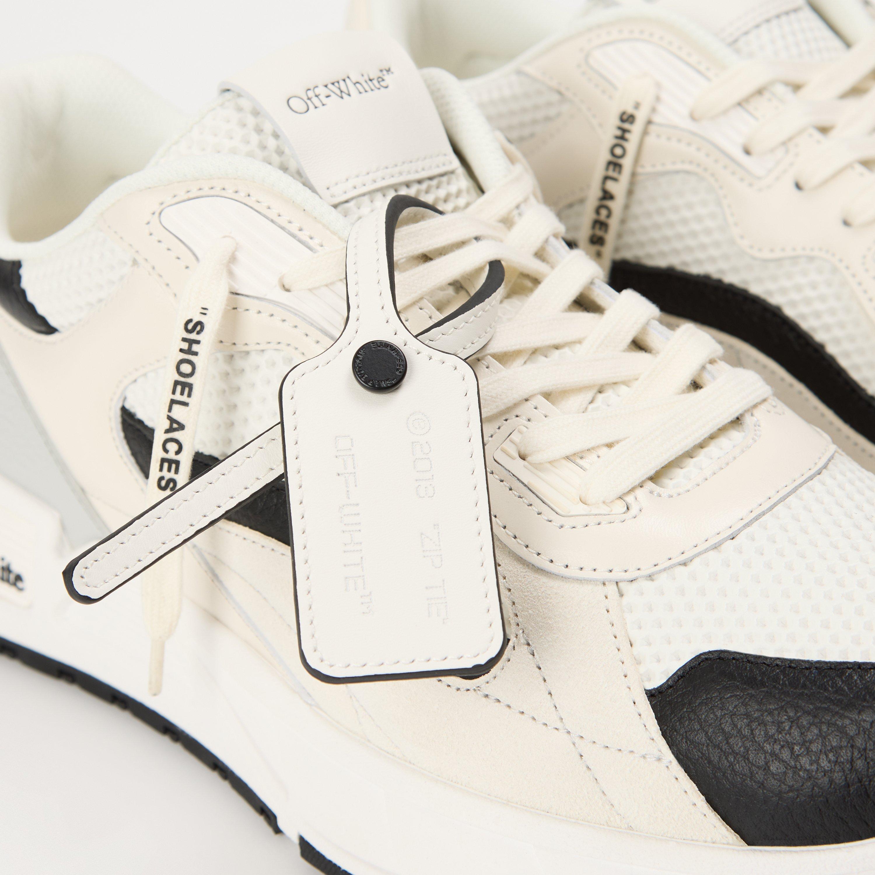 White/Black - Off White - Men's Kick- Panelled Chunky Leather Lace Up Low-Top Trainers - 4