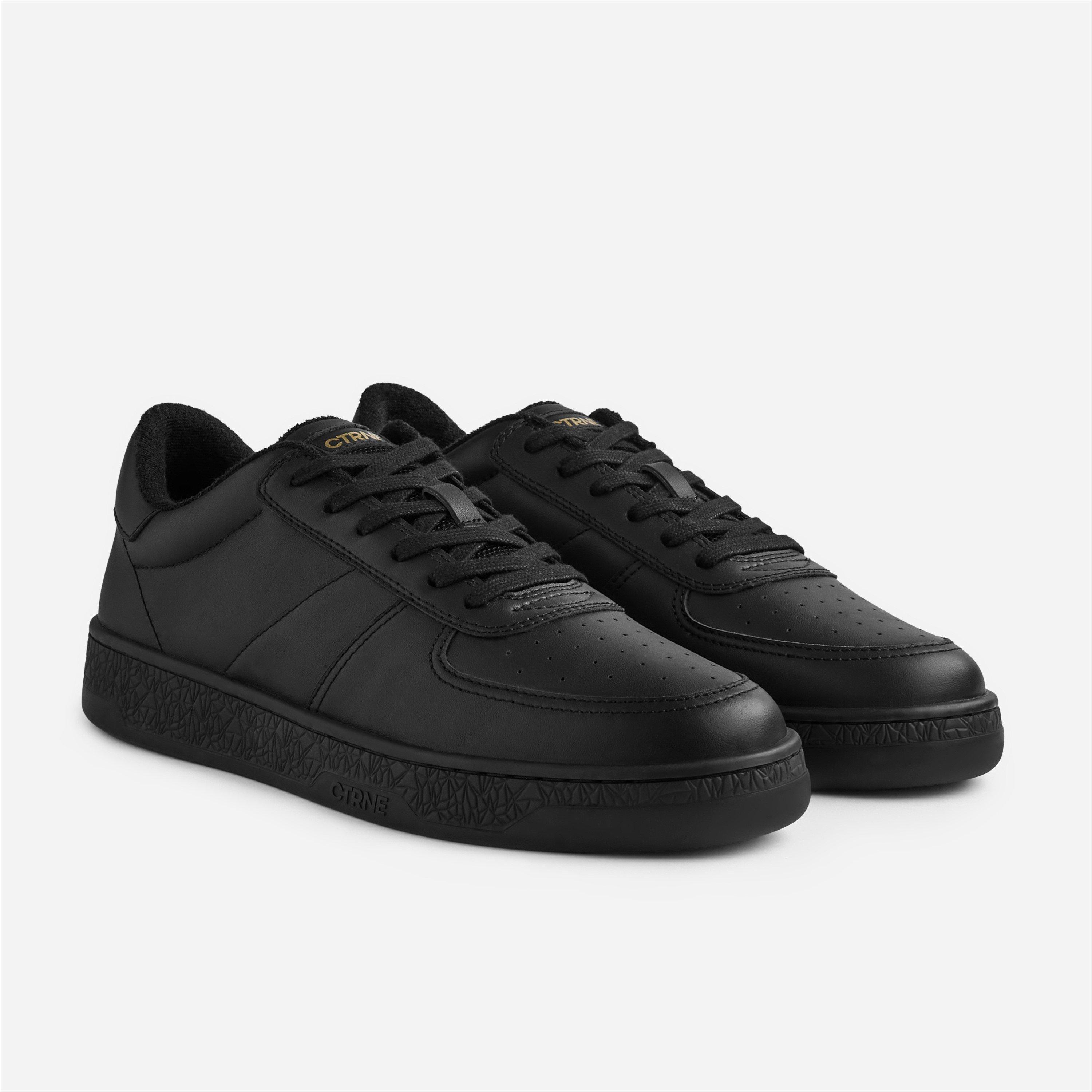 Triple Black - CTRNE - Manifest Sneakers - 1