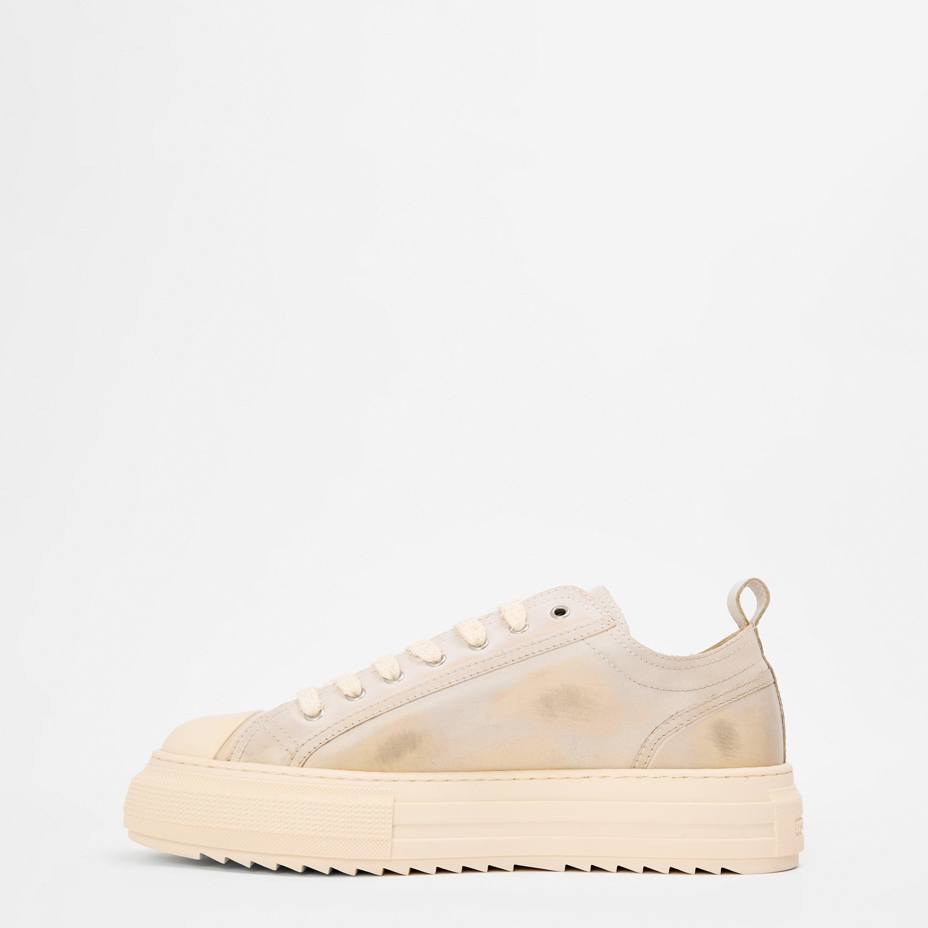 White - DSquared2 - Men's DSQ Leather Berlin Low-Top Trainers - 2