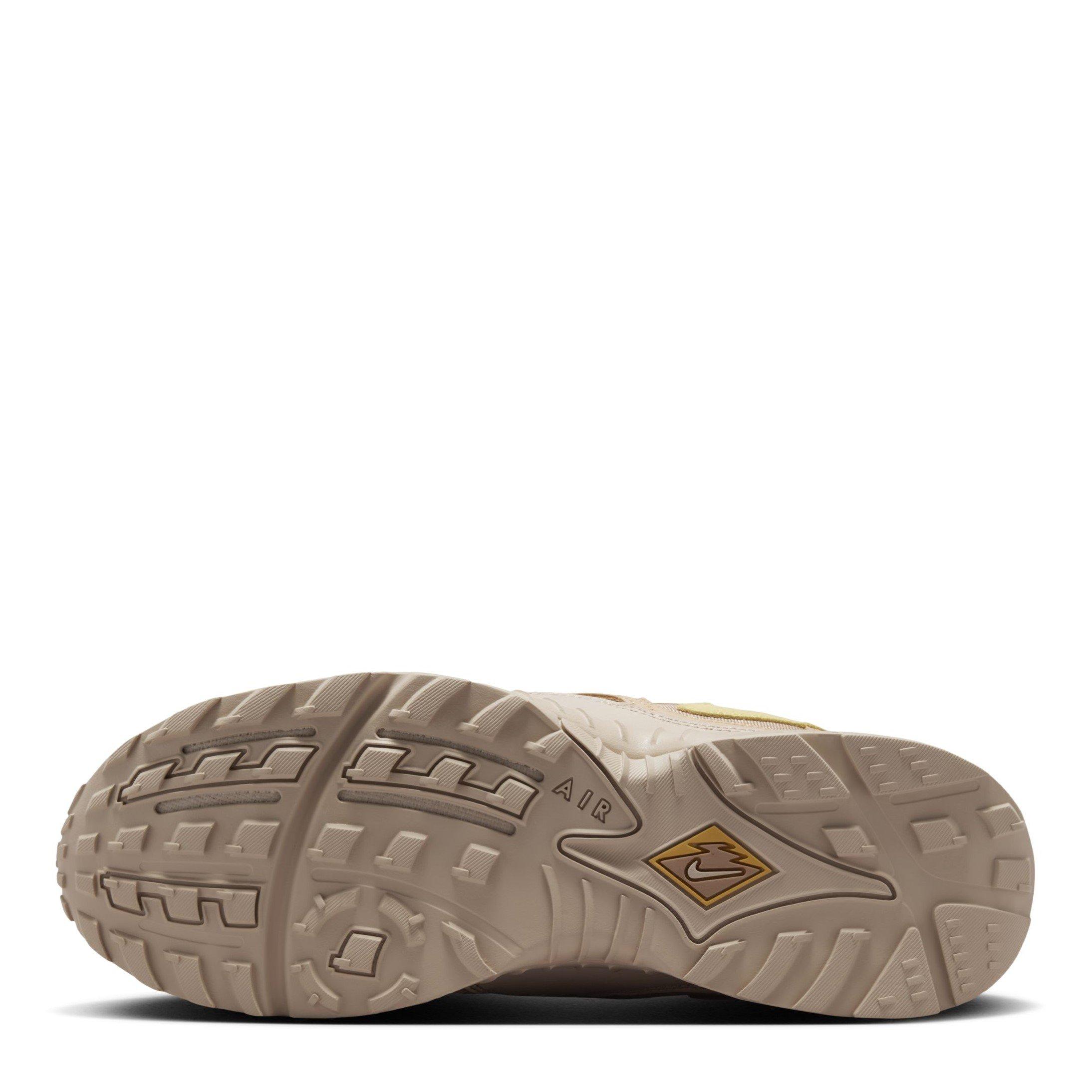 Sesame/Saturn - Nike - Air Terra Humara SP Trainers - 3