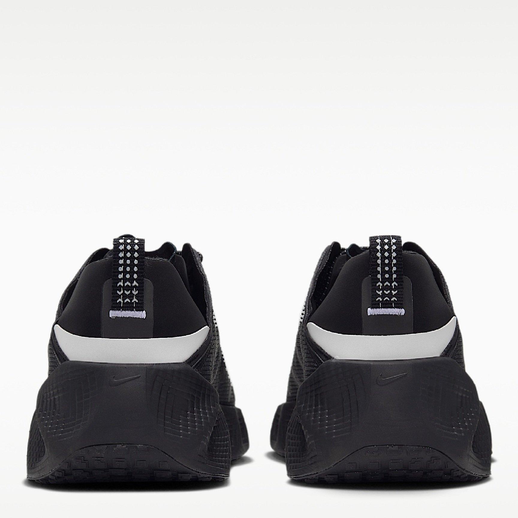 Black/White - Nike - Nike Ava Rover Trainers - 6