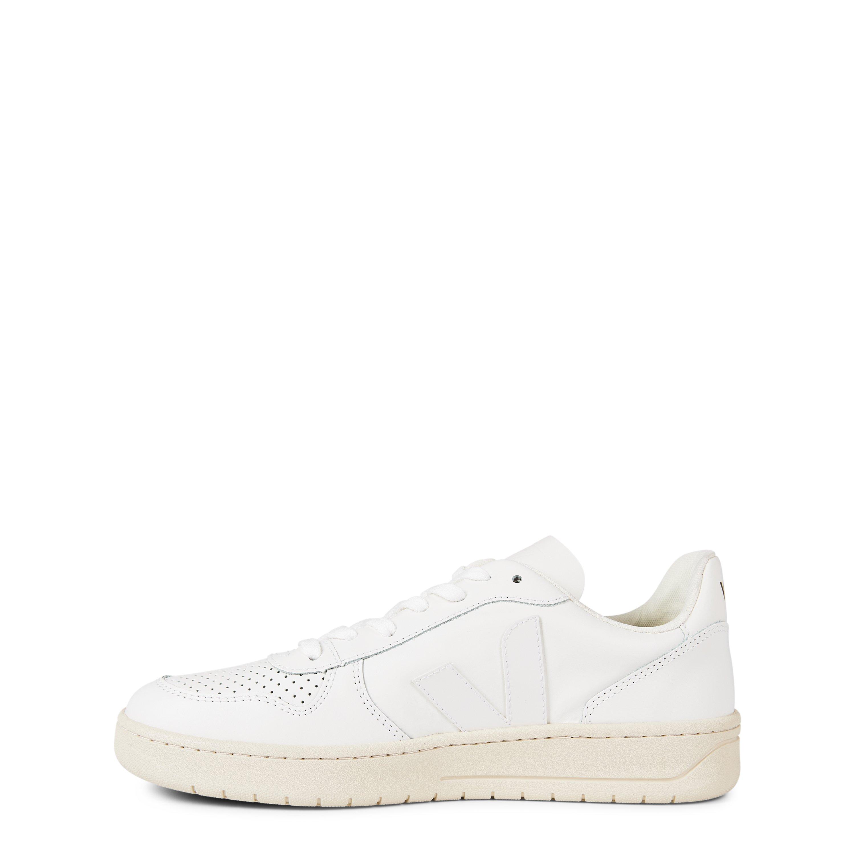 Ex White - Veja - V-10 Trainers - 2