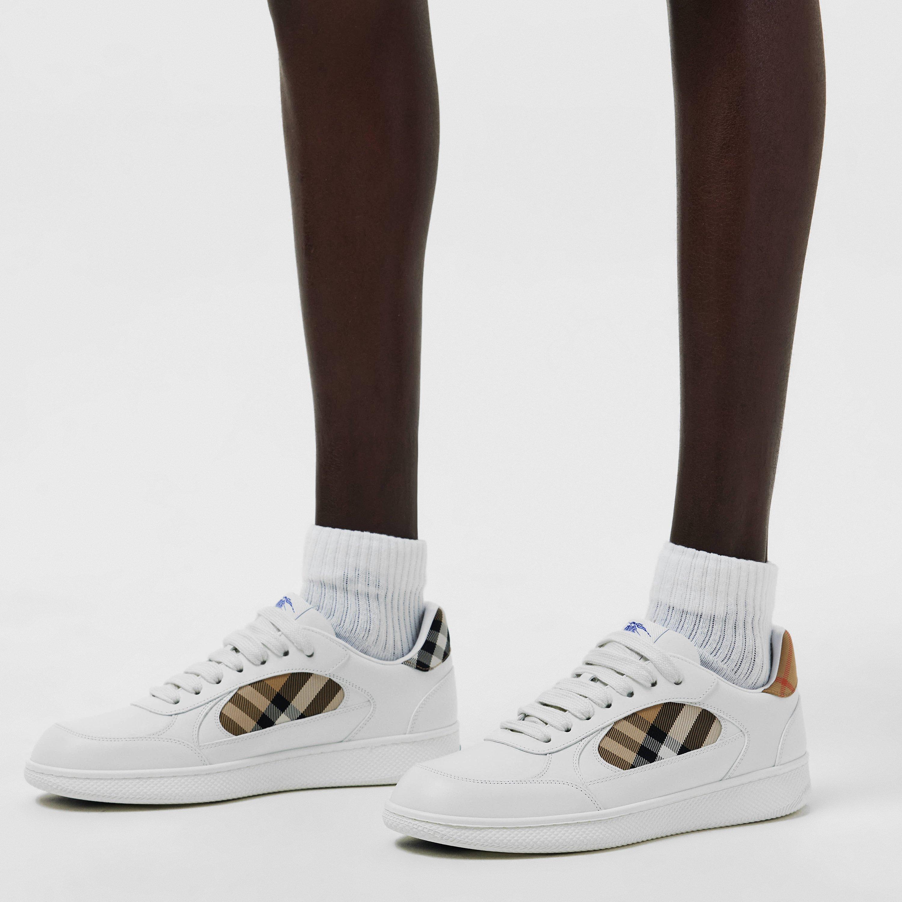 burberry huaraches sneakers