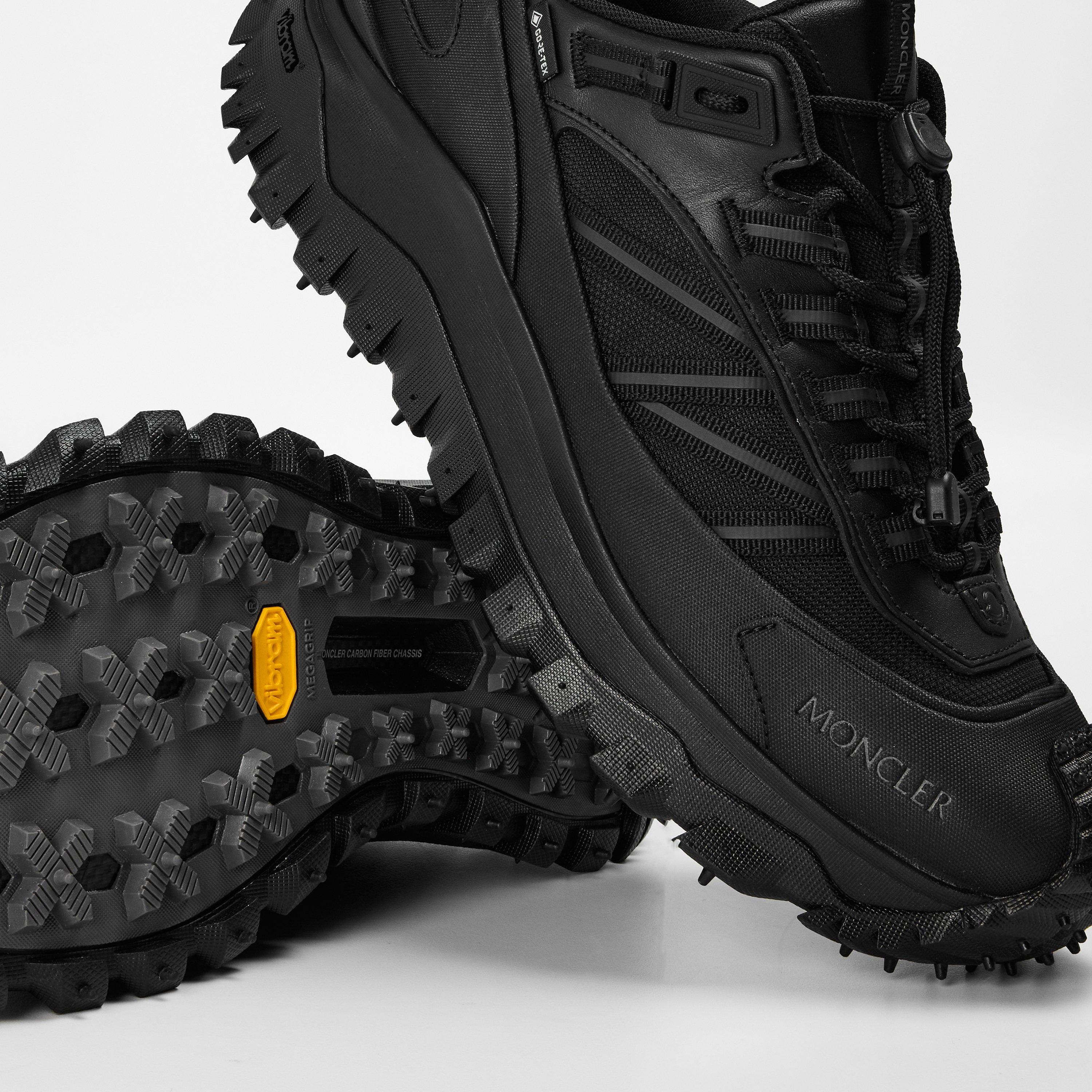 Black 999 - Moncler - Men's Cushioned Low-Top Trainers - 4