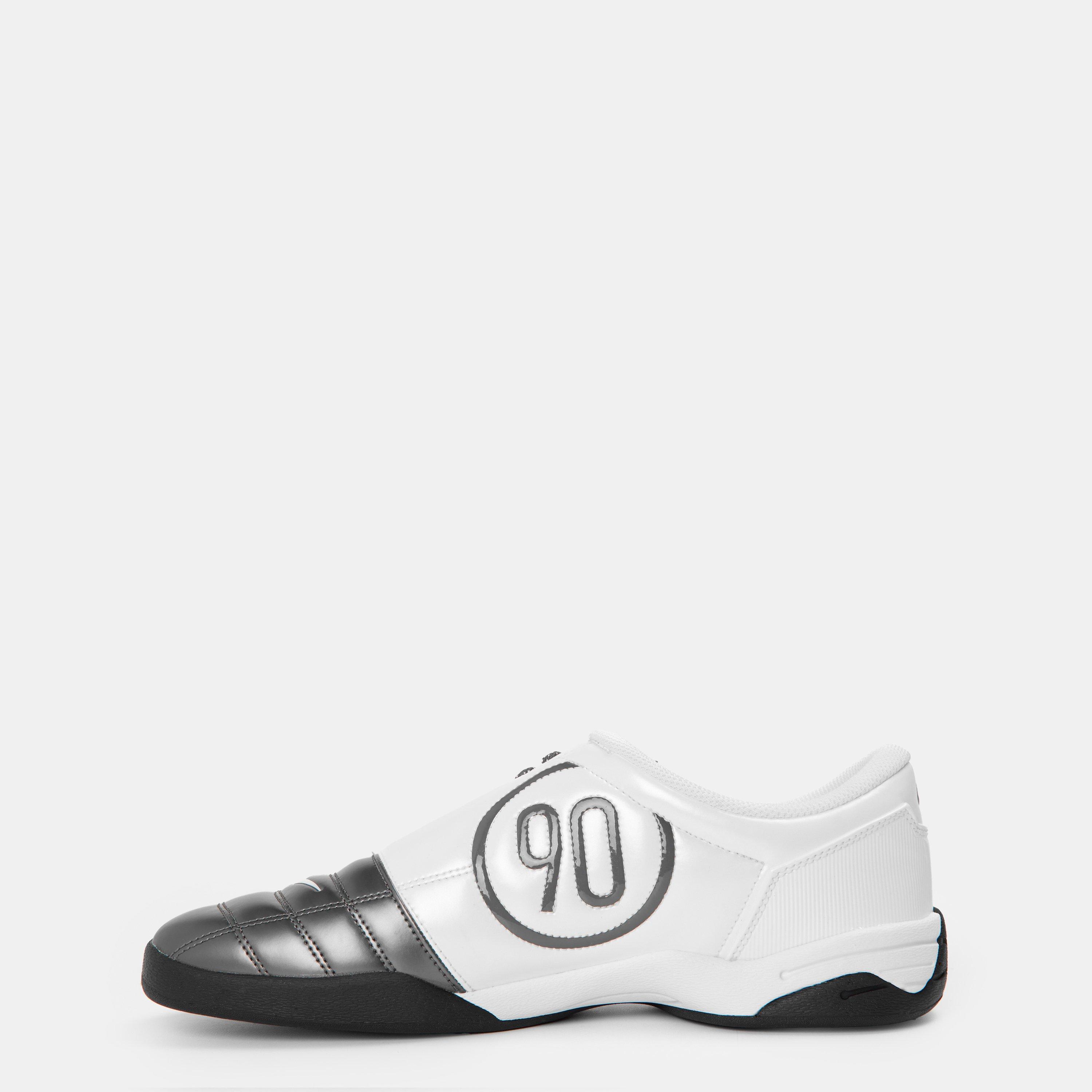 Lt Graphite - Nike - Total 90 Trainers - 2