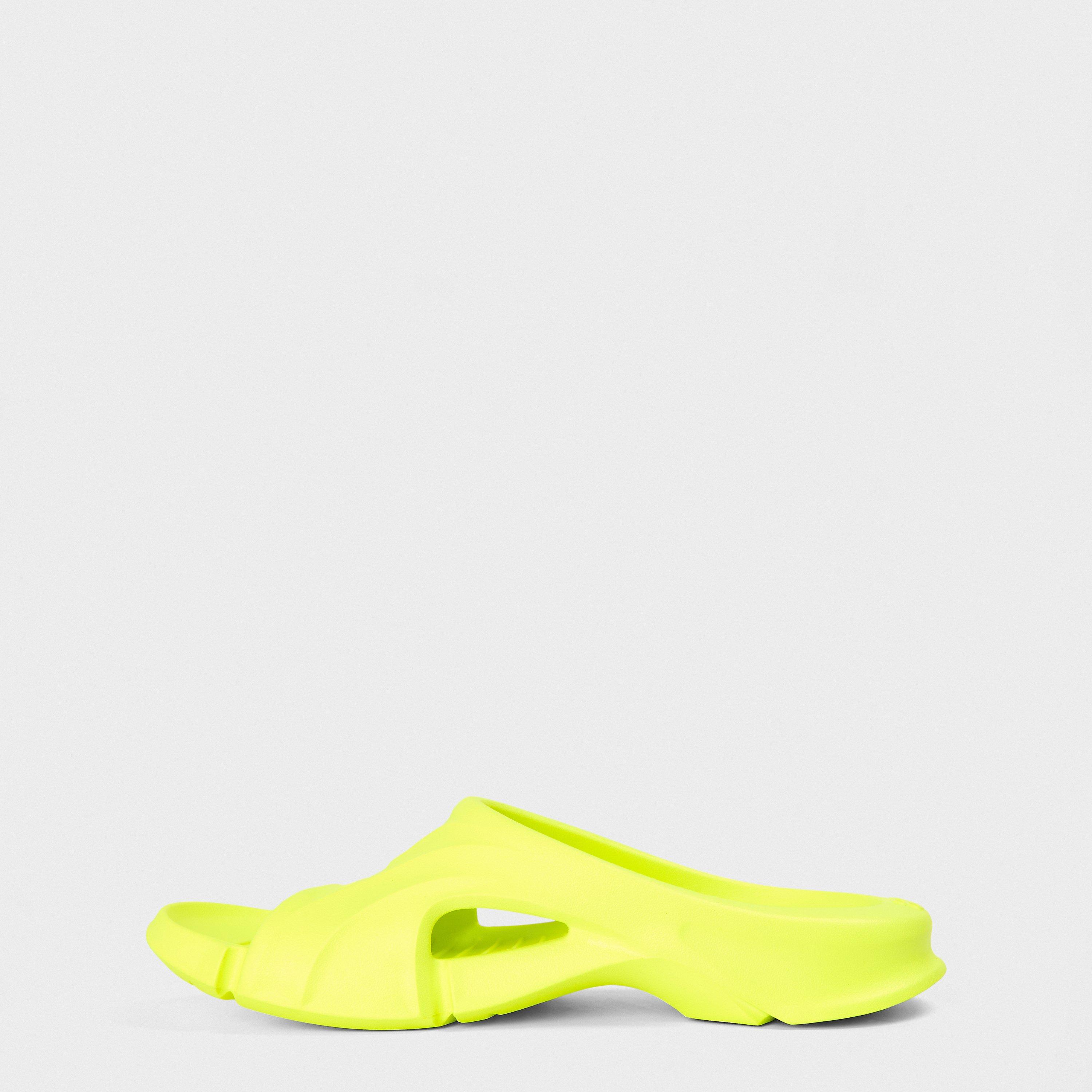 Fluo Yellow - Balenciaga - Men's Low Trainers - 2