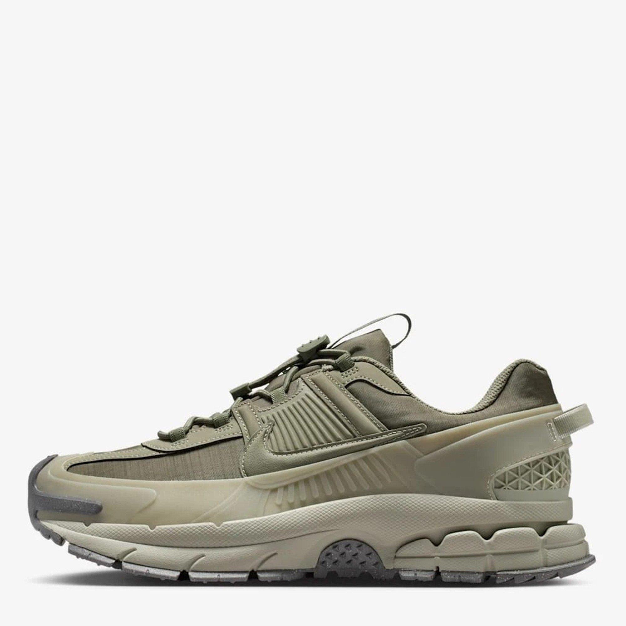 Silver Sage - Nike - Vomero Roam Low Trainers - 2