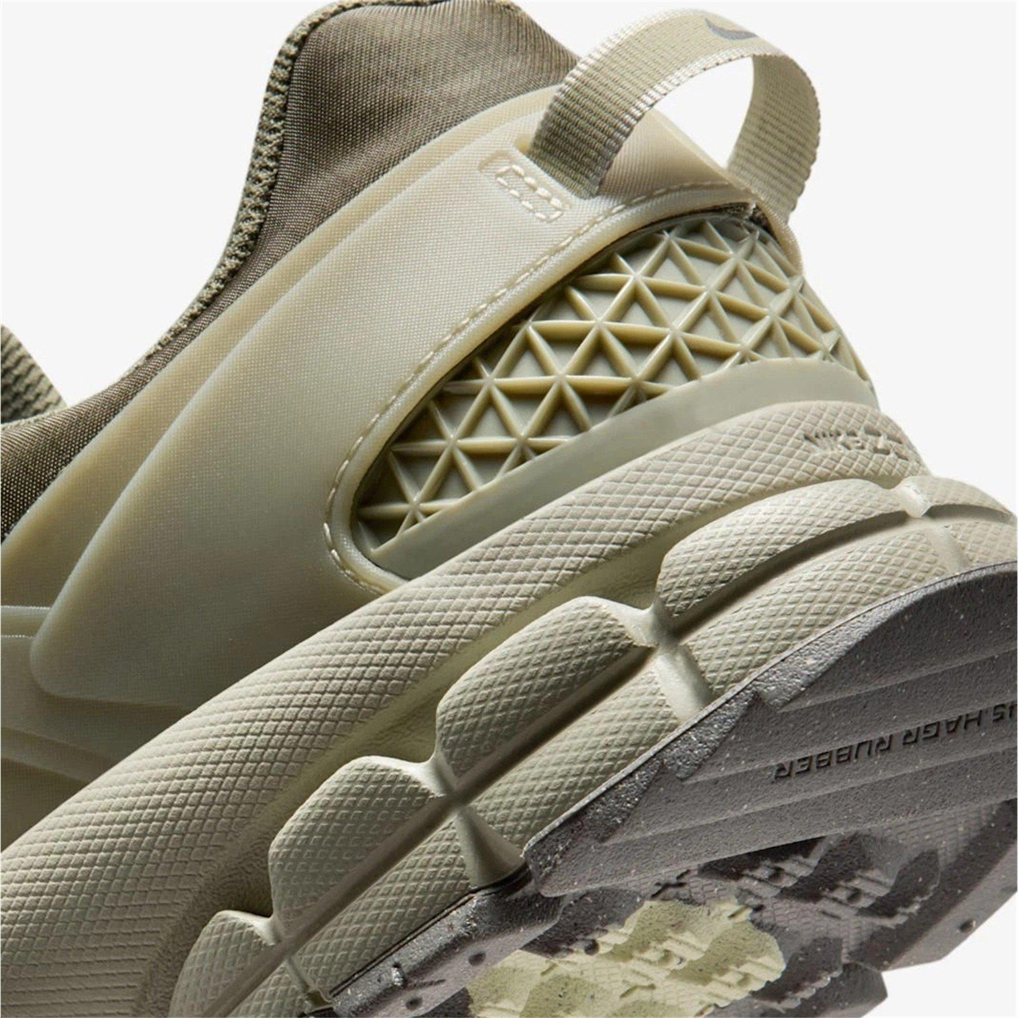 Silver Sage - Nike - Vomero Roam Low Trainers - 8