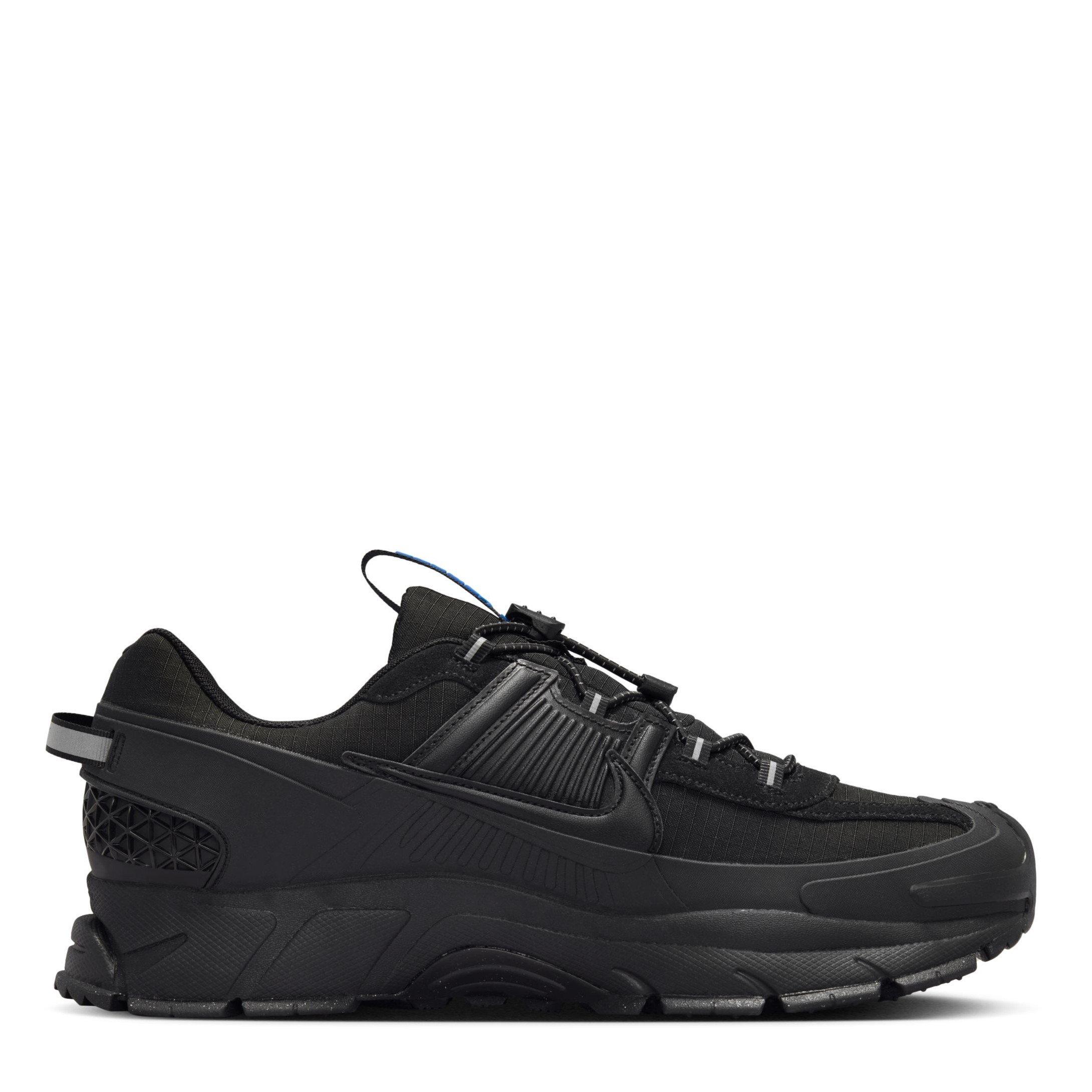 Black - Nike - Vomero Roam Low Trainers - 1