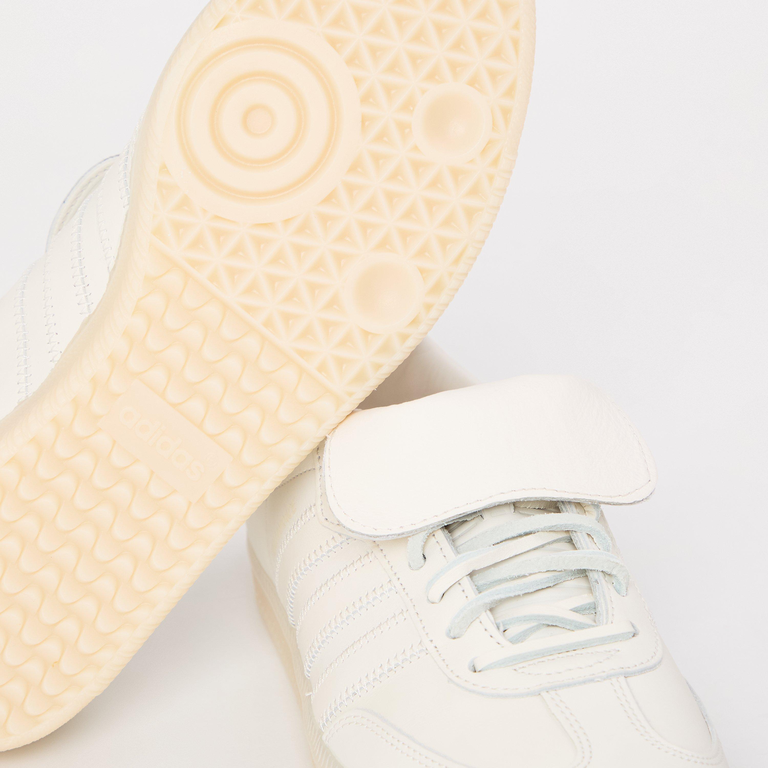 Cloud White - adidas Originals - Samba Low-Top Trainers - 3