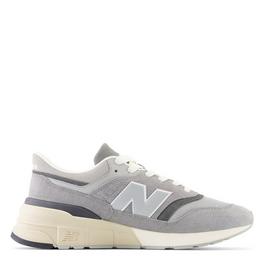 New Balance 977R Trainers