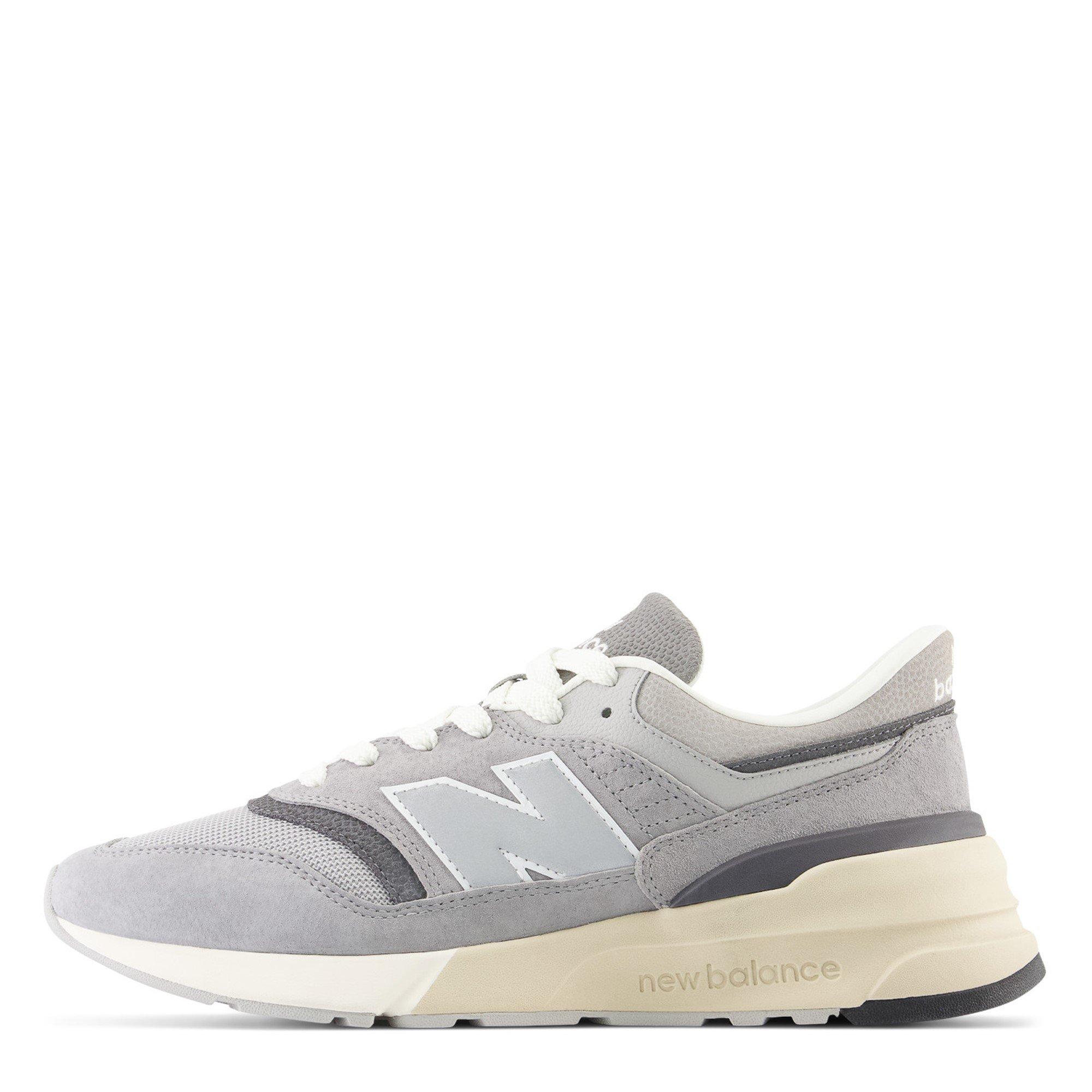 Grau 056 - New Balance - 977R Trainers - 3