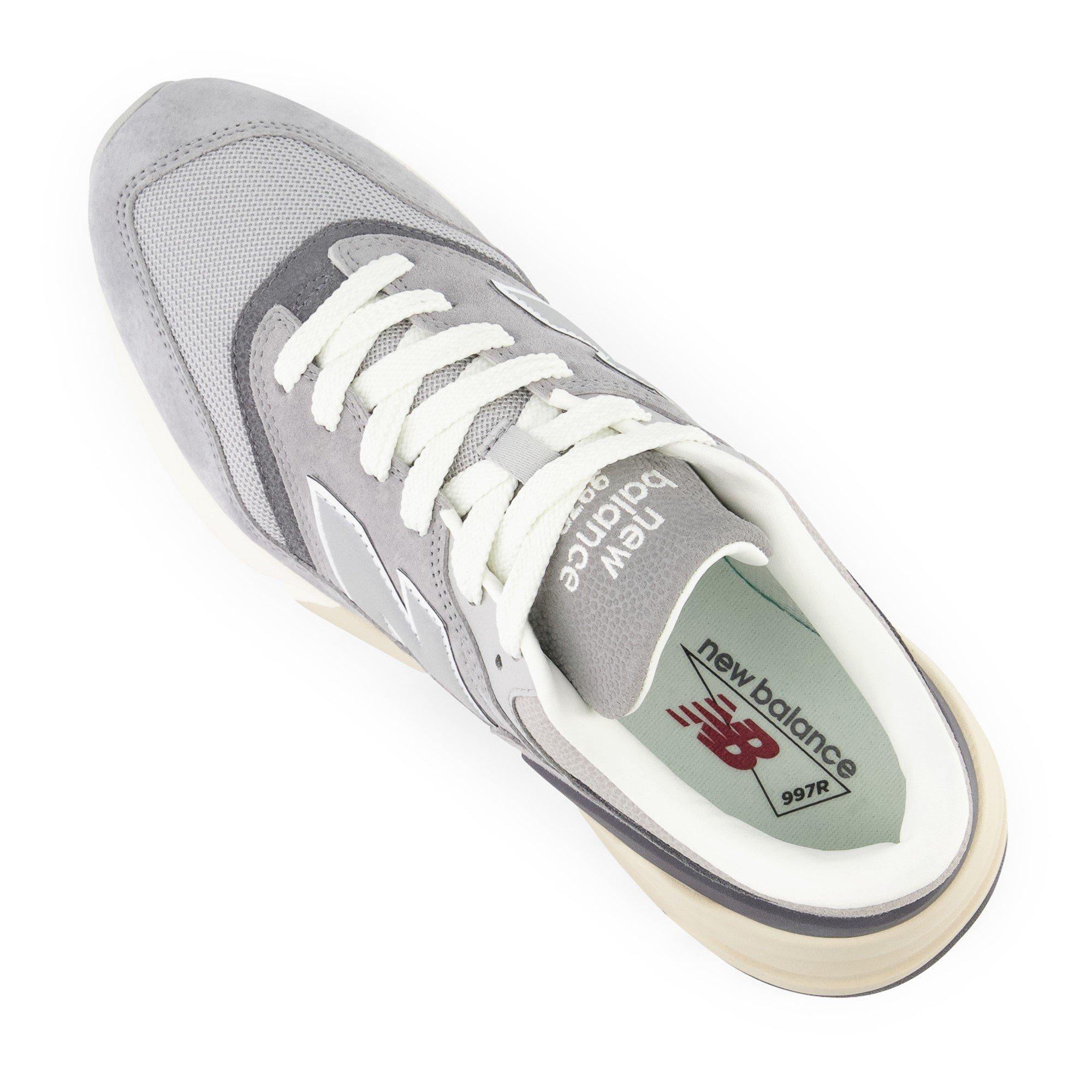 Grau 056 - New Balance - 977R Trainers - 5