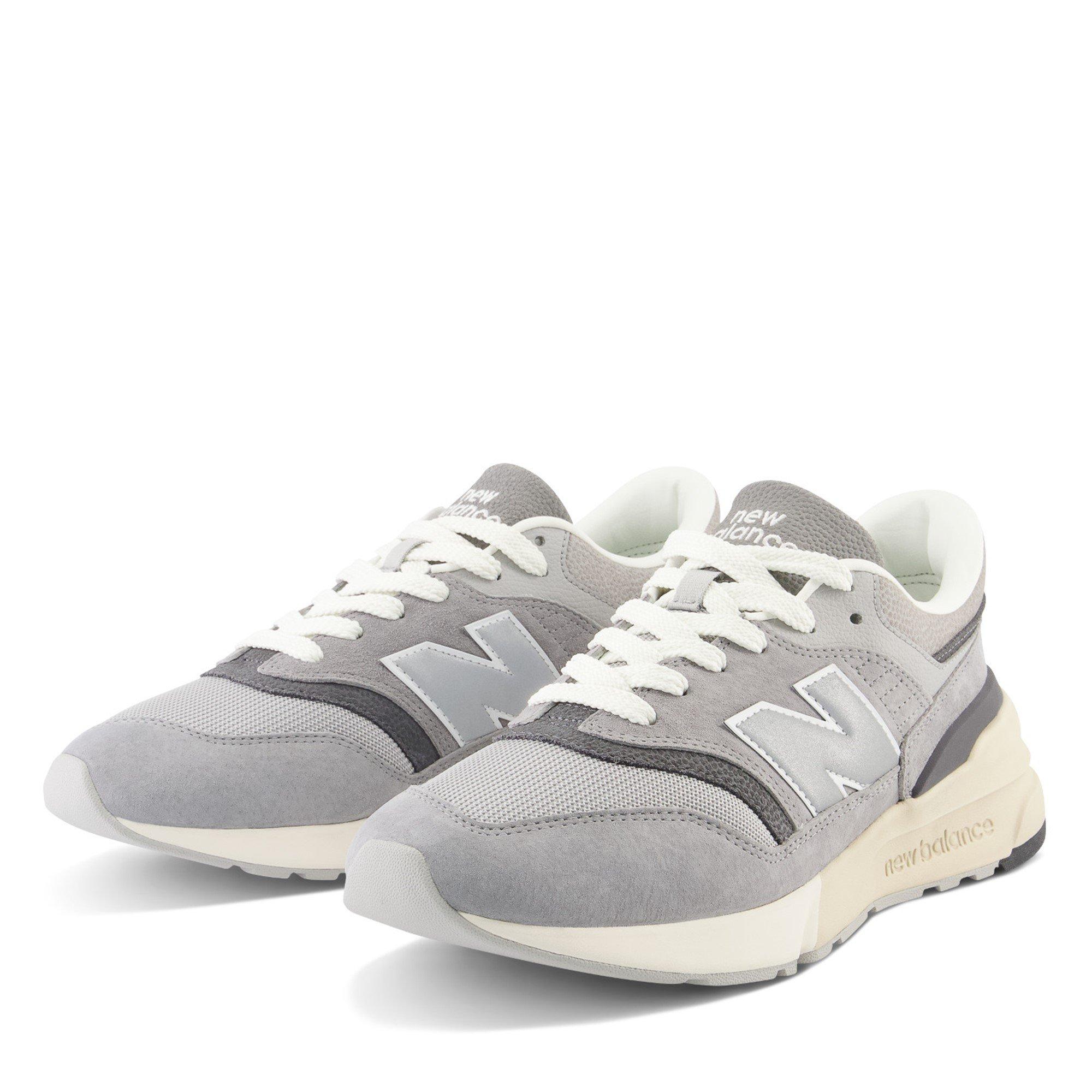 Grau 056 - New Balance - 977R Trainers - 6