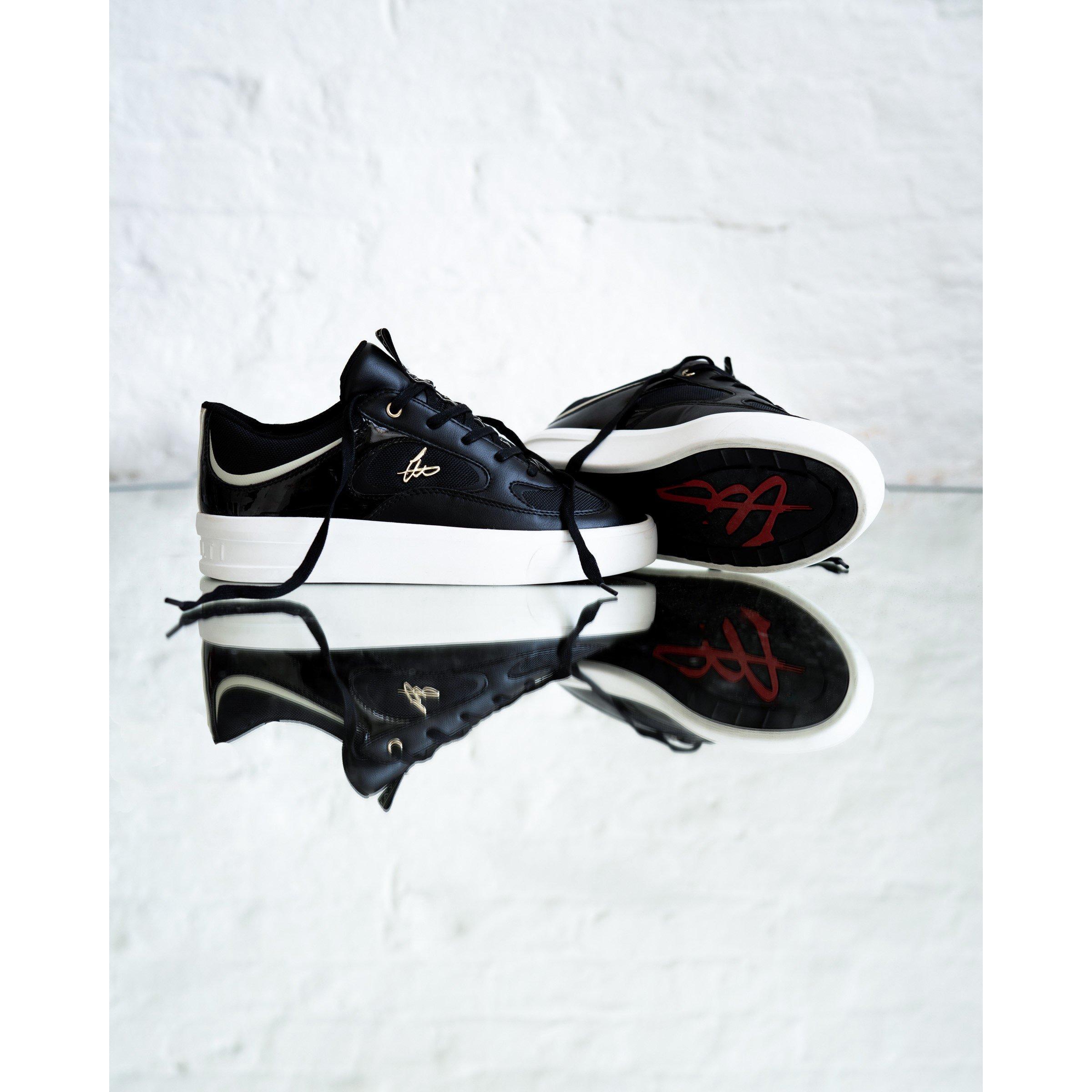 Sort/Sand - Loyalti - Ritual Runner Trainers - 10