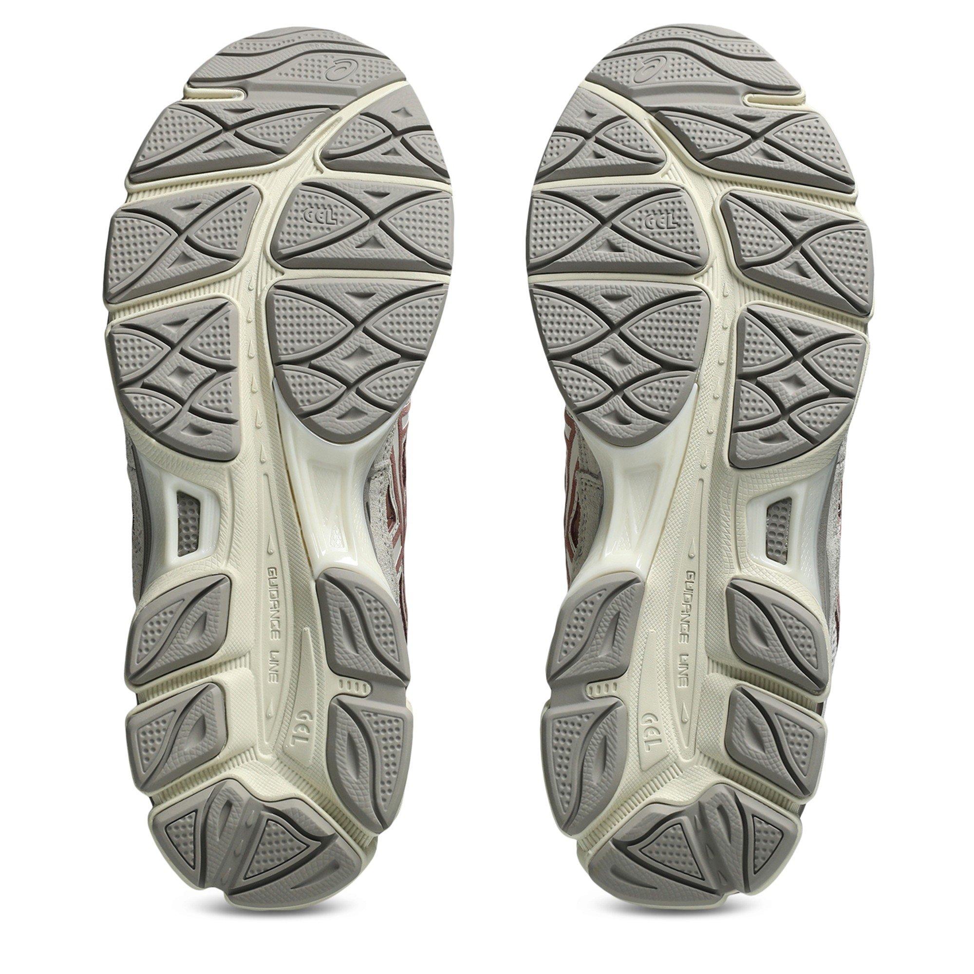 CREAM/UMEBOSHI - Asics - GEL-NYC Womens Sportstyle Shoes - 3