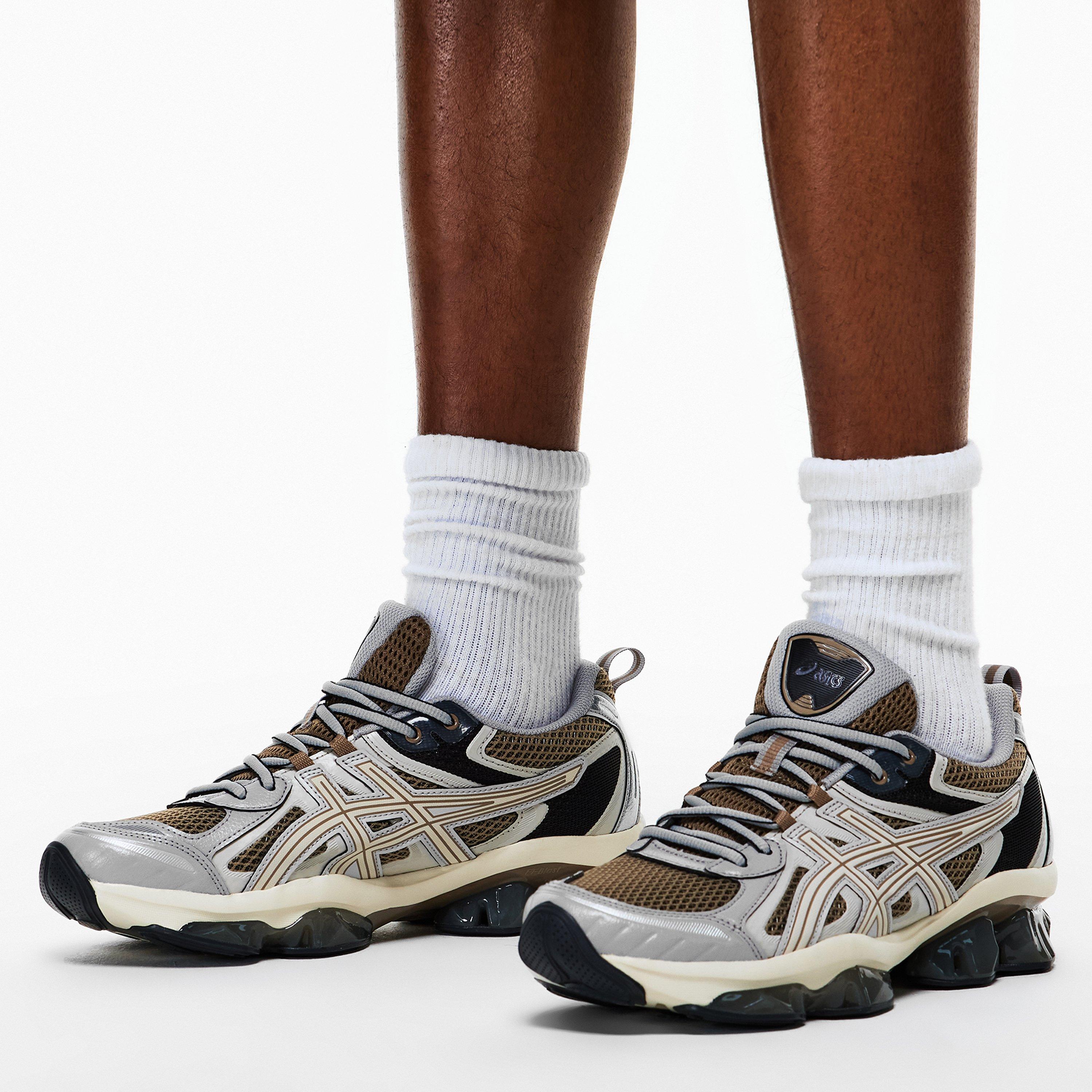 Pepper/Grey - Asics - Gel-Quantum Kinetic - 3