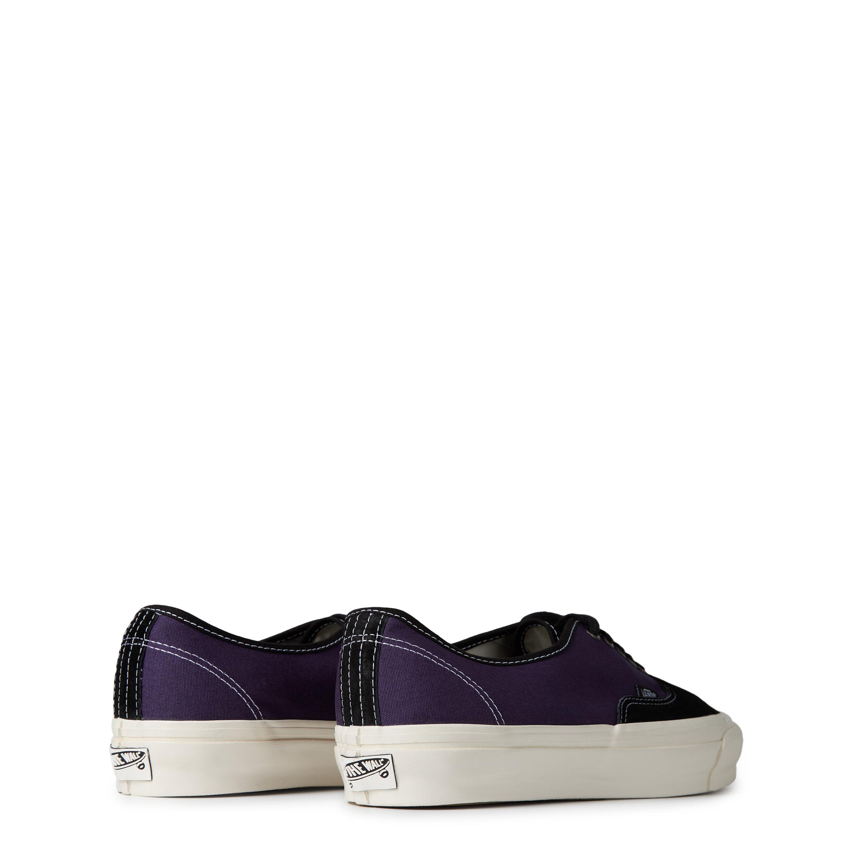 Black Grape - Vans - Men's VV Reissue Low-Top Trainers - 5